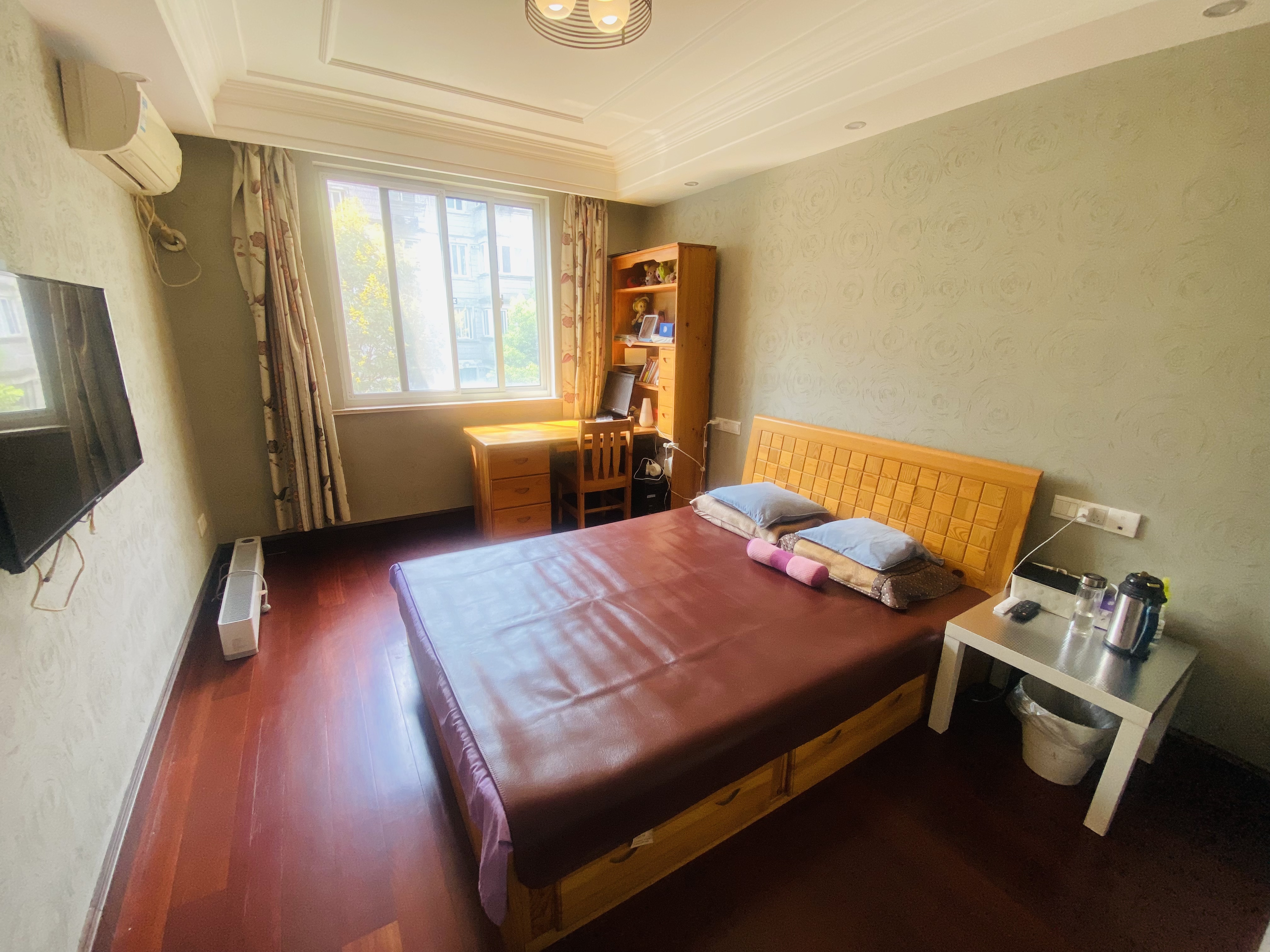 朝晖花园 3室2厅2卫 127.90m&sup2;
