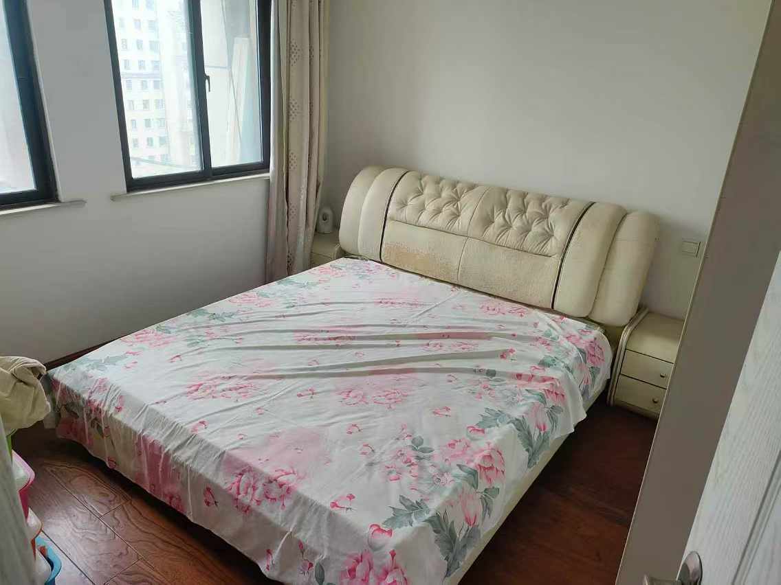 帝奥世伦名郡 2室1厅1卫 90m&sup2;
