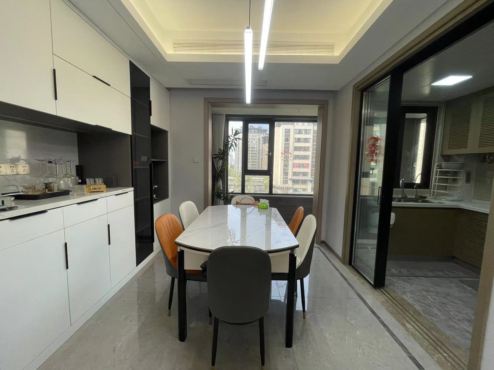 珑府 5室2厅2卫 175m&sup2;