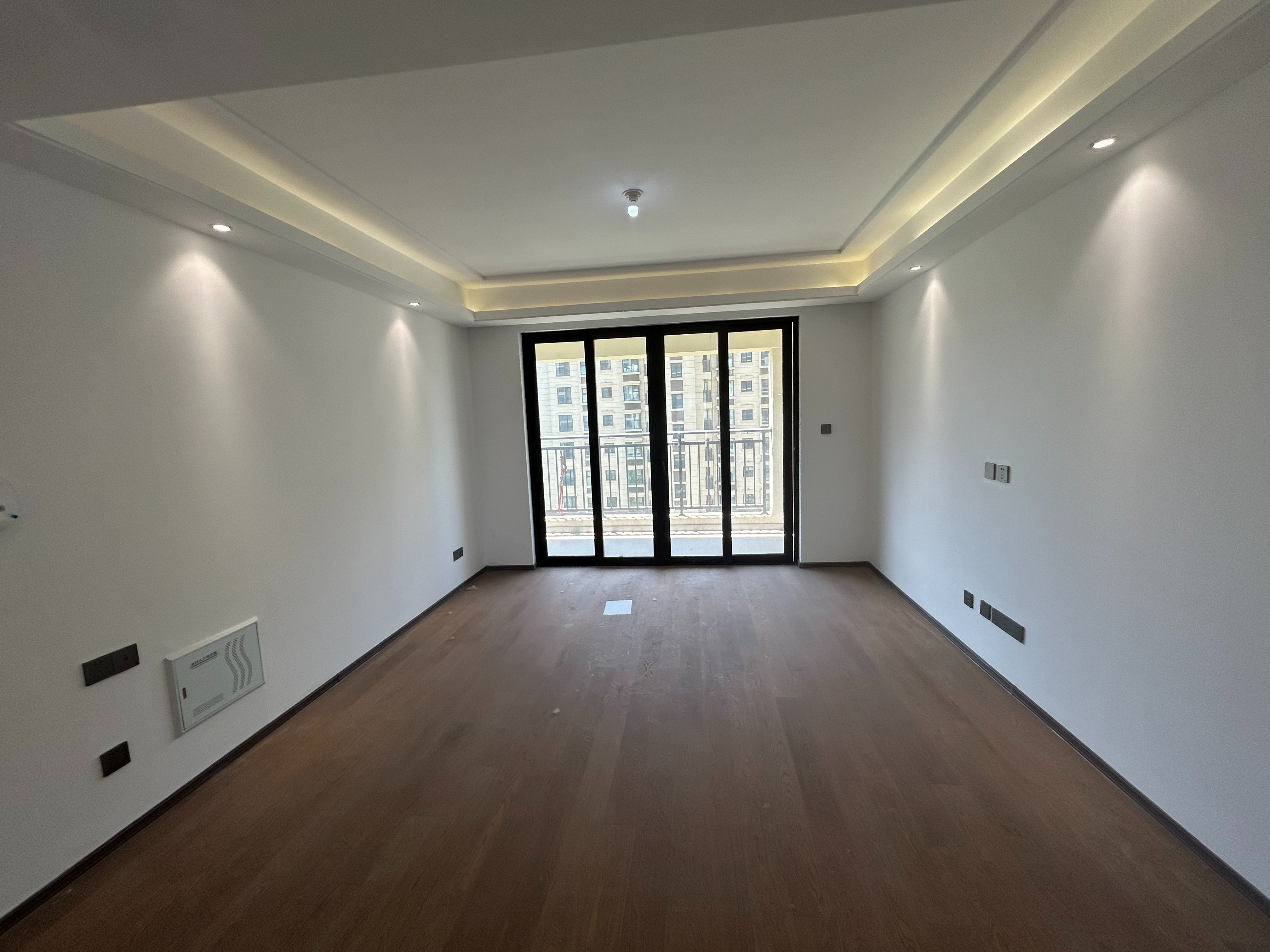 春风南岸西园 4室2厅2卫 136m&sup2;