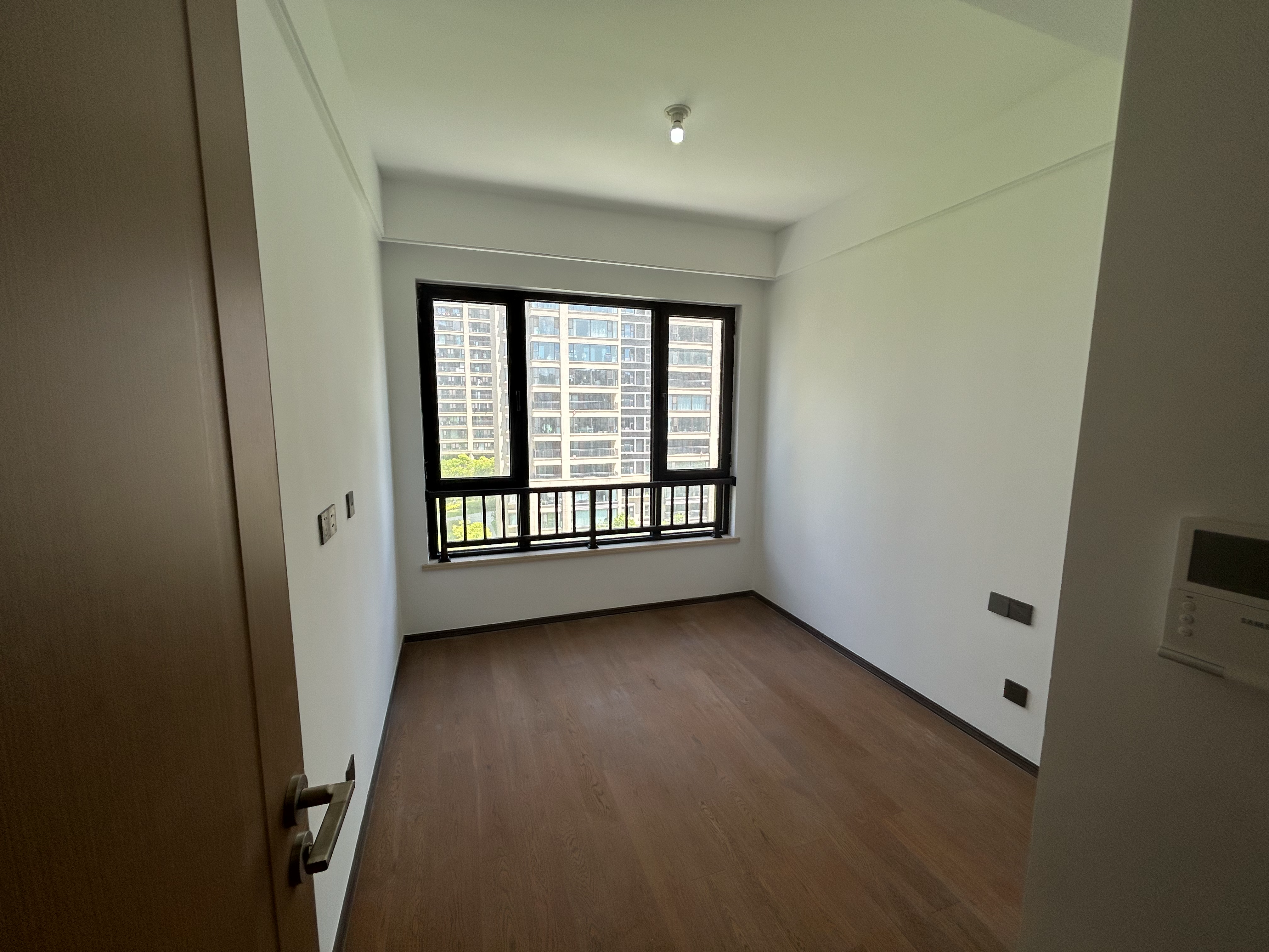 春风南岸西园 4室2厅2卫 136m&sup2;