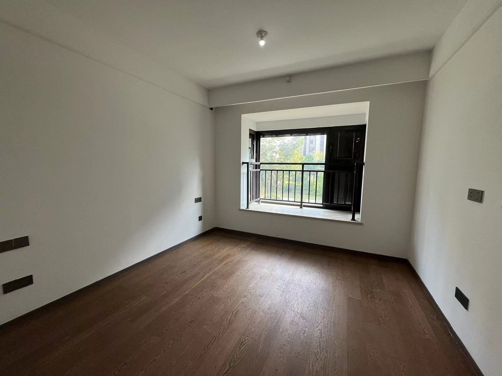 春风南岸西园 4室2厅2卫 122m&sup2;