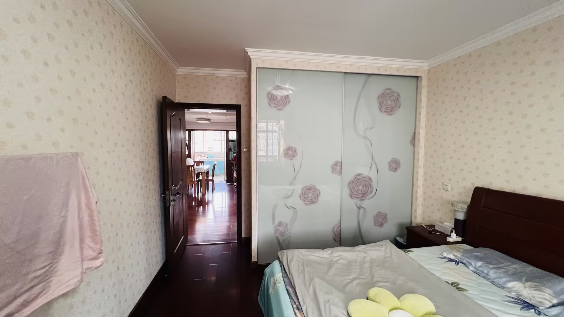 天都花苑 3室2厅1卫 135.93m&sup2;