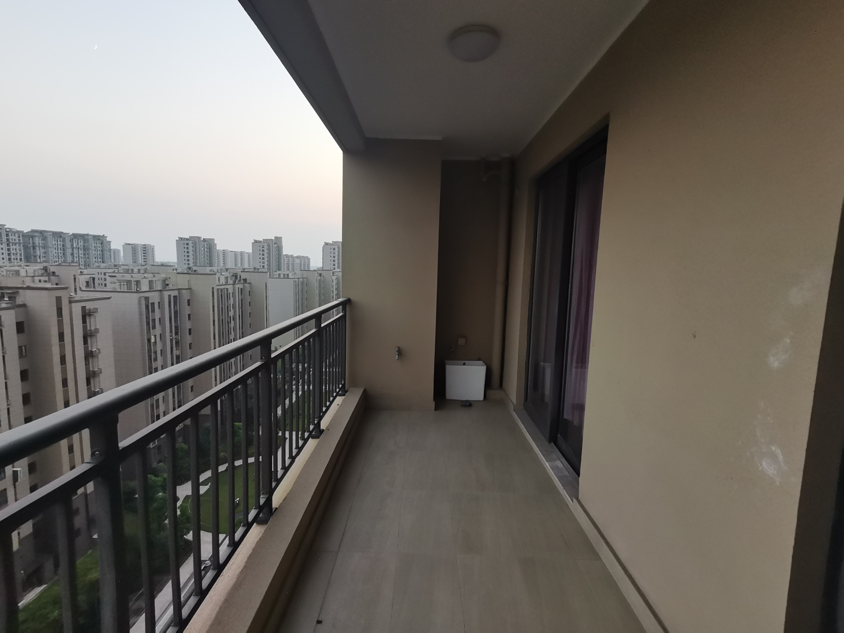 卓越万科新都会 3室2厅2卫 122m&sup2;