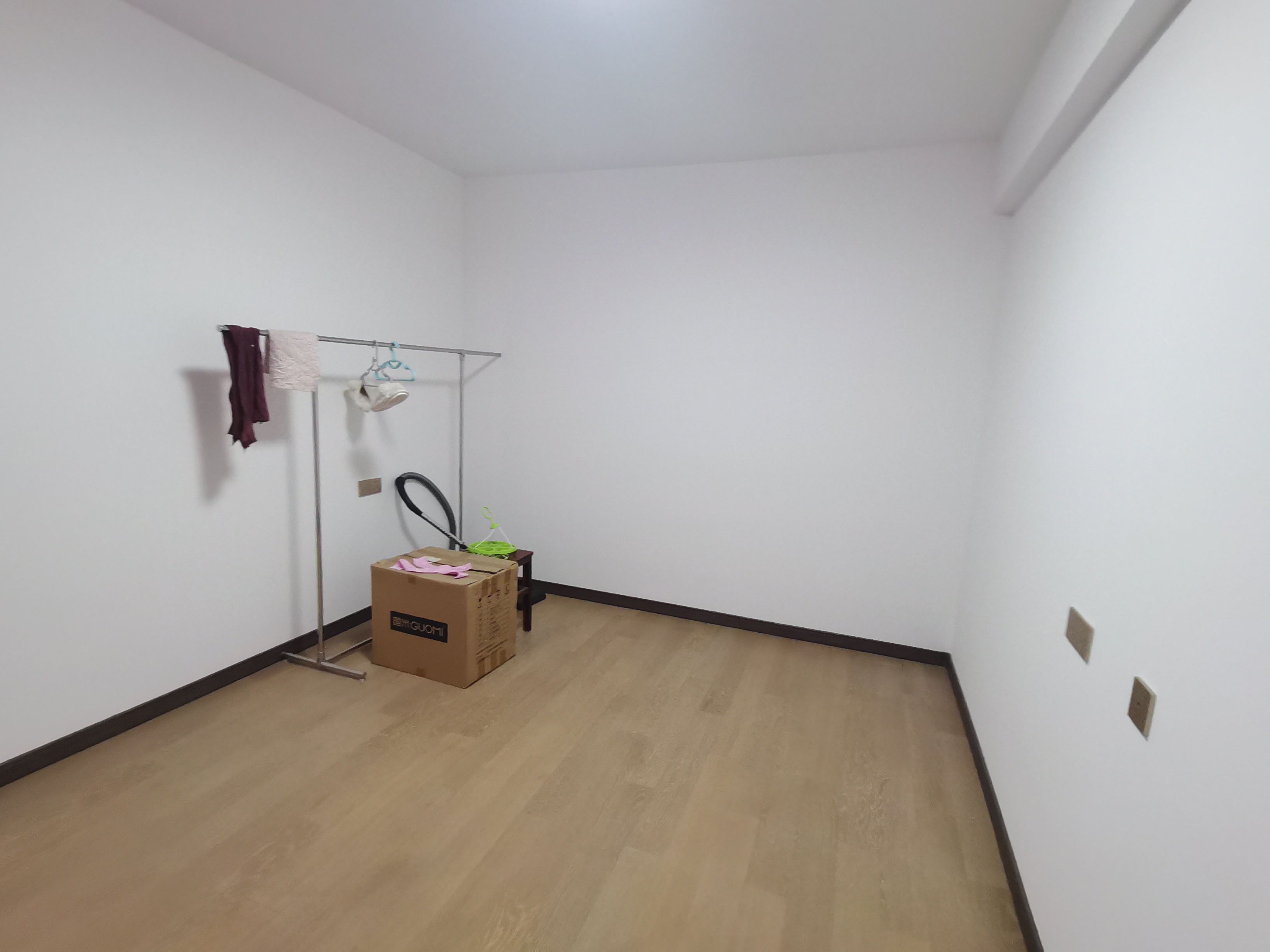 卓越万科新都会 3室2厅2卫 122m&sup2;