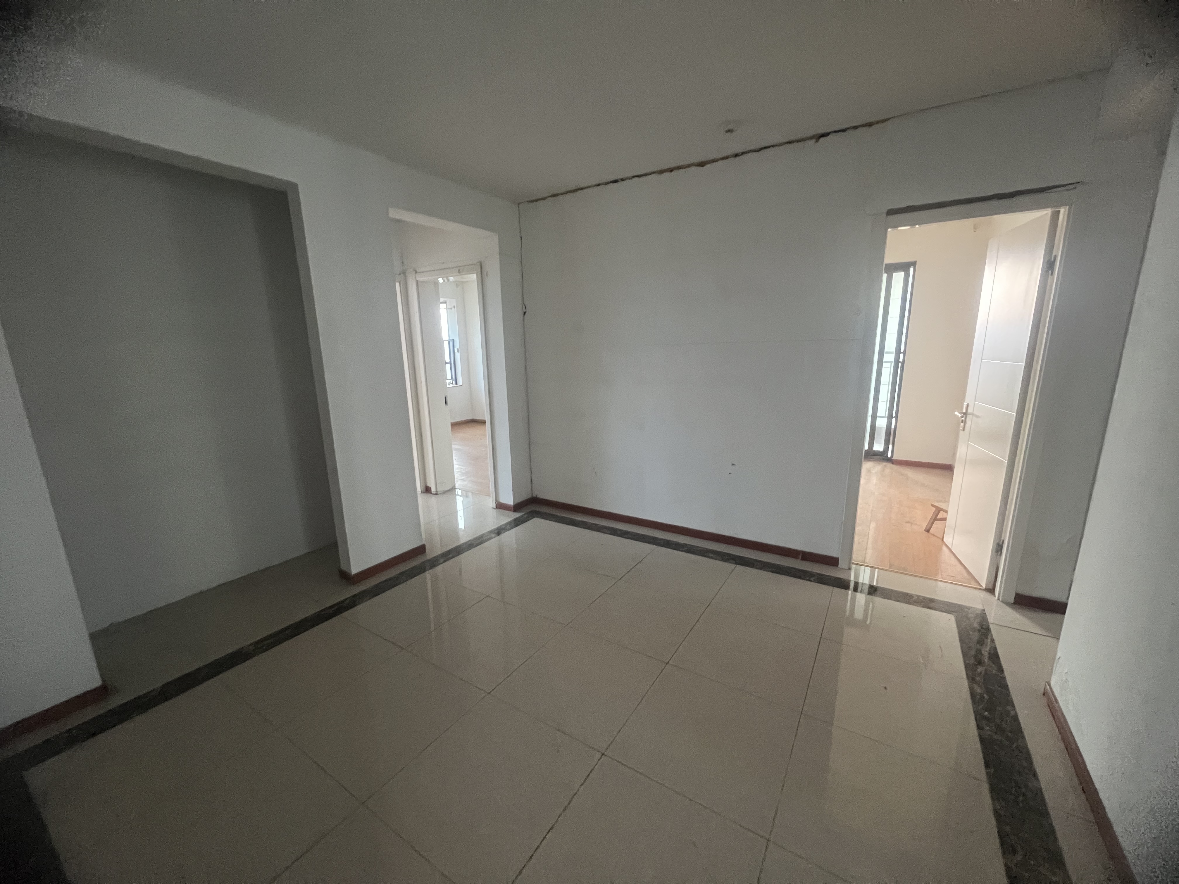 皇家花园北区 4室1厅1卫 119.00m²