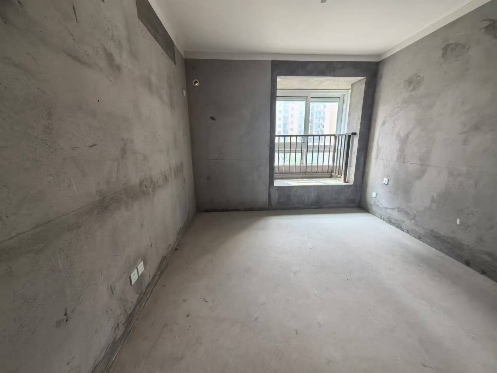 佳源都市 3室2厅1卫 114m&sup2;