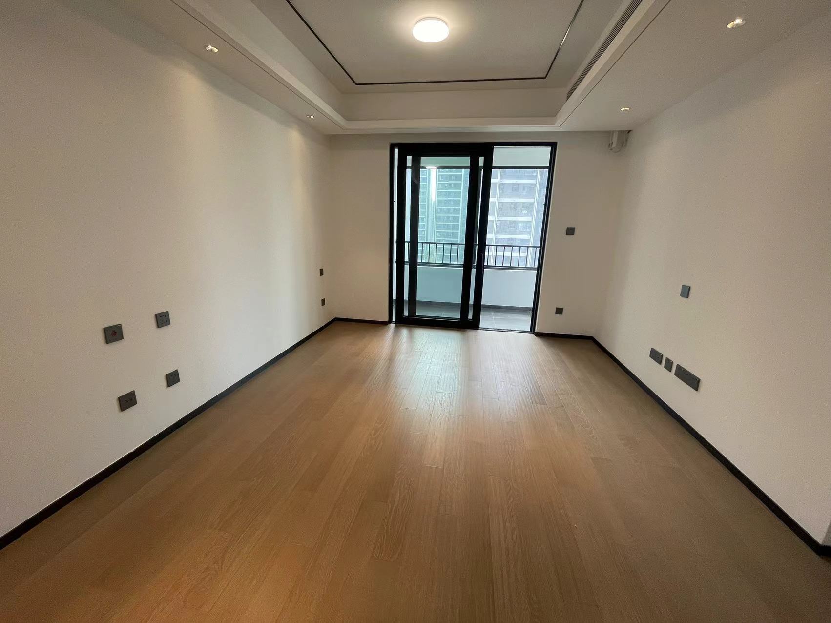滨江道静园 3室2厅1卫 99m²