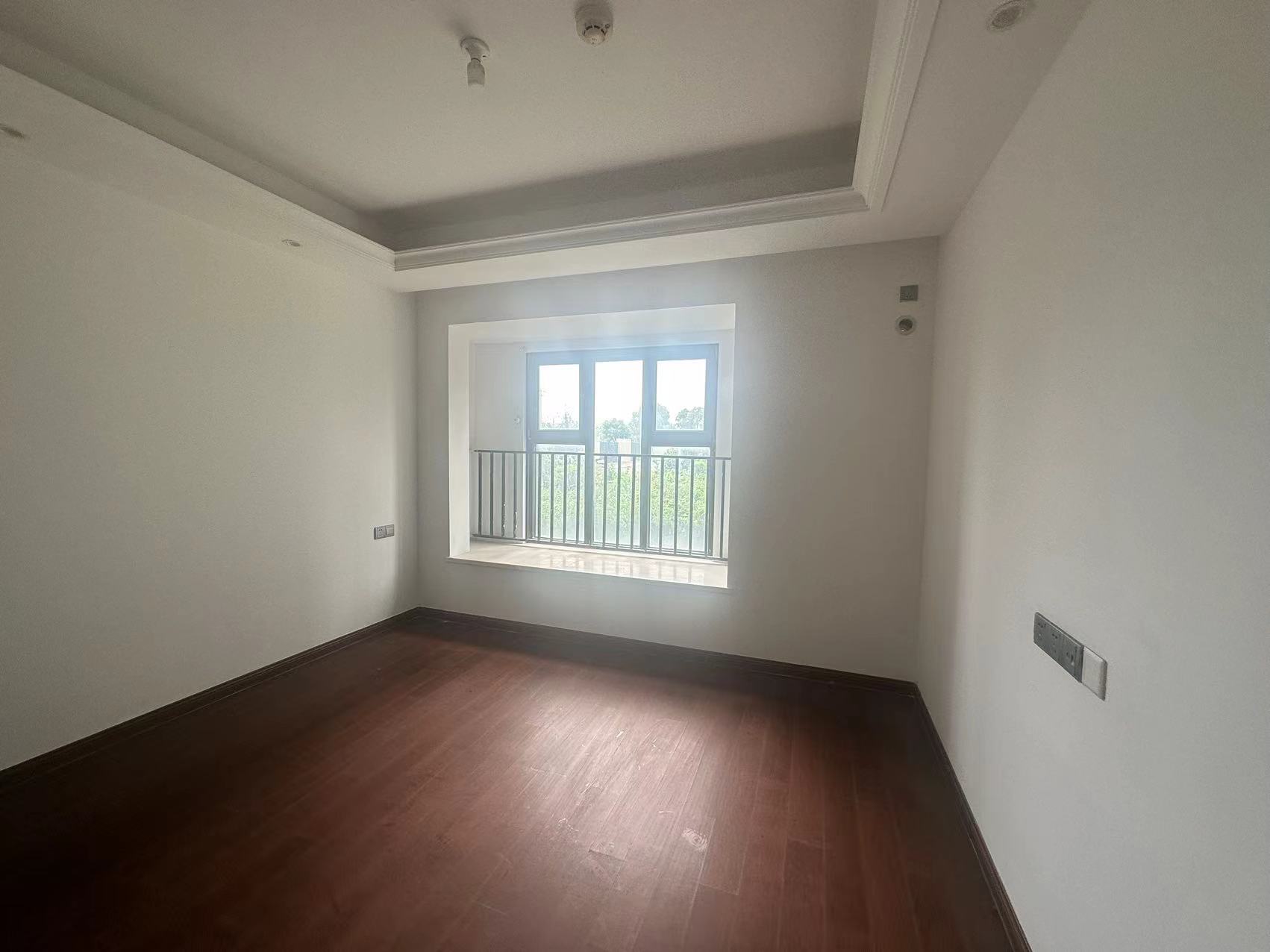 富力院士廷 4室1厅2卫 143.00m&sup2;