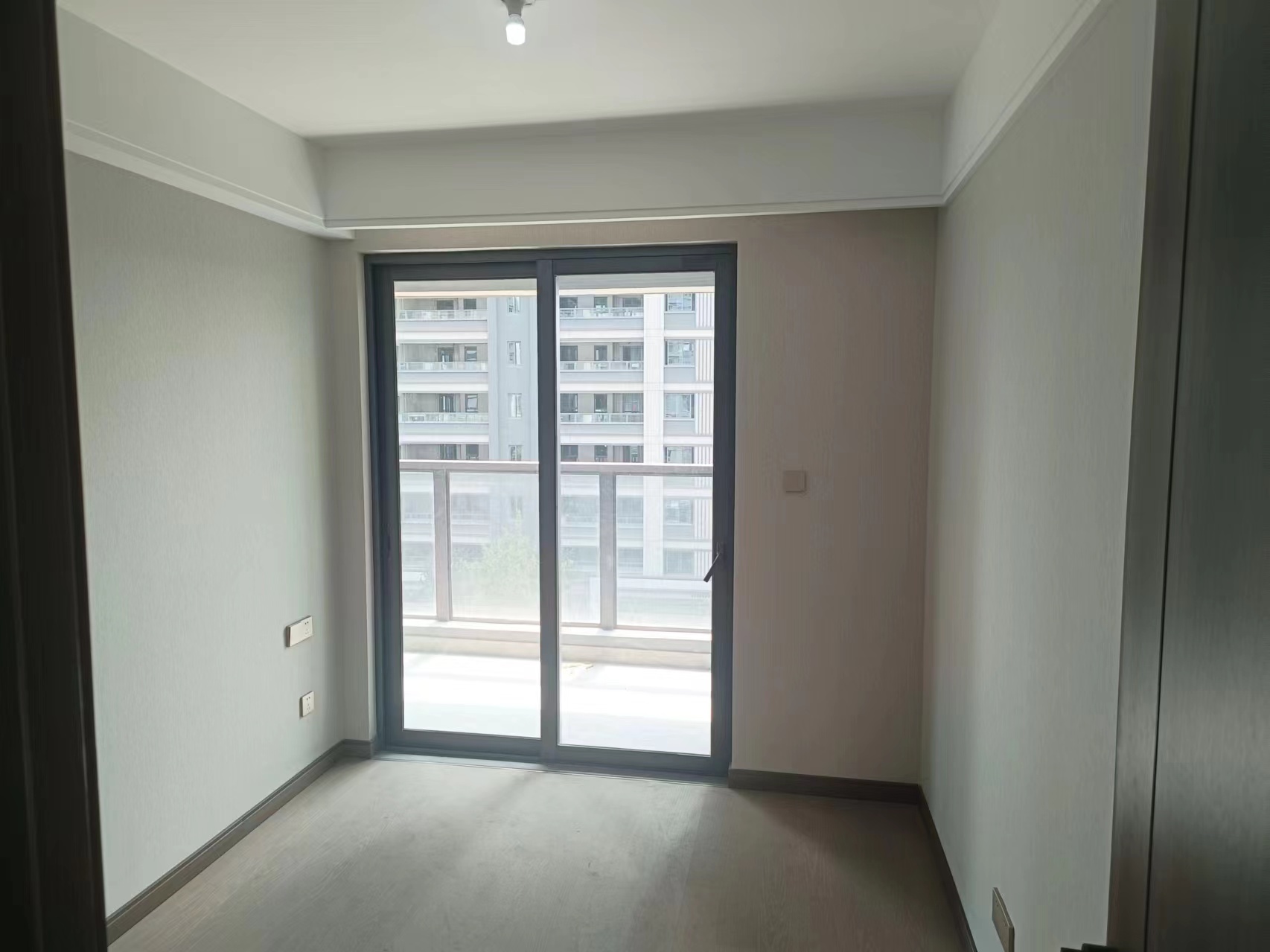 北纬31度 4室2厅2卫 133m&sup2;