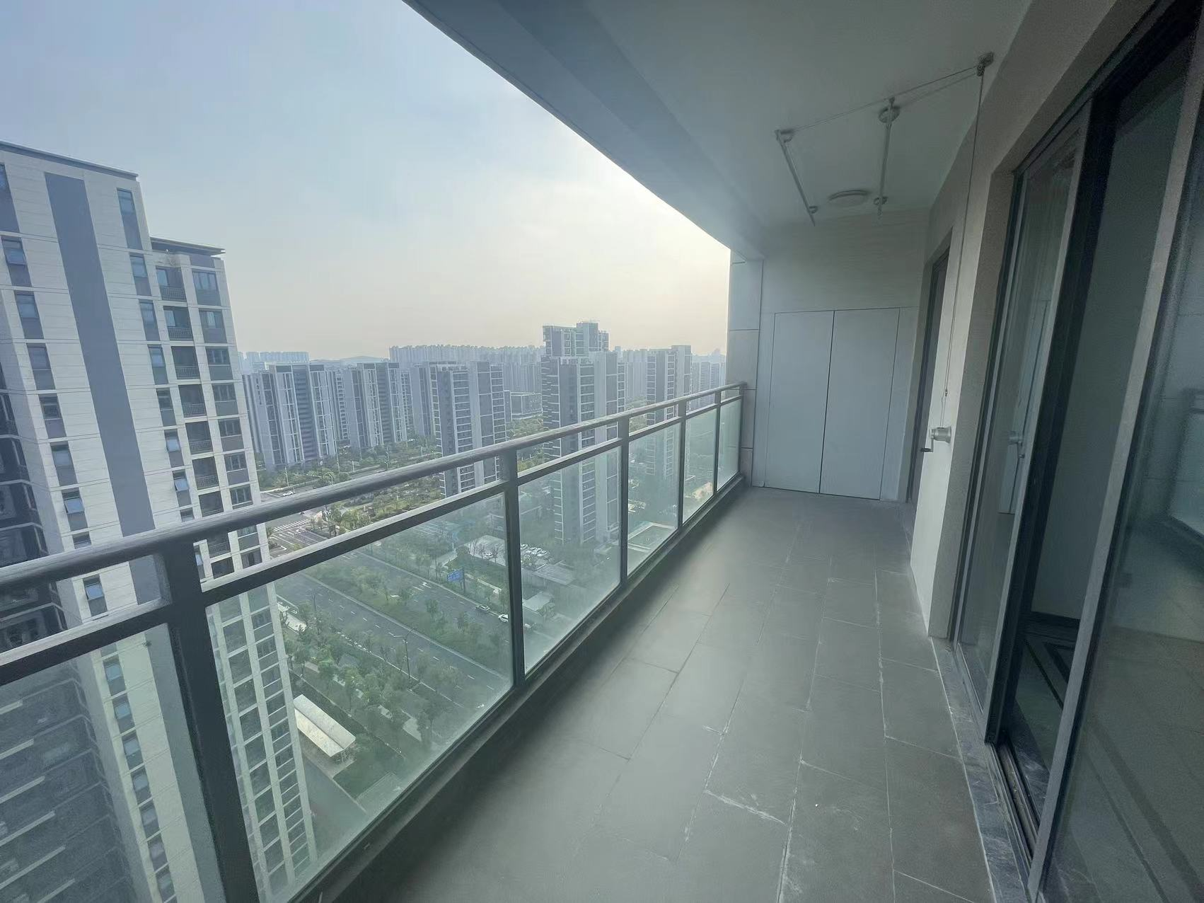 都会沁园 4室2厅2卫 151m&sup2;