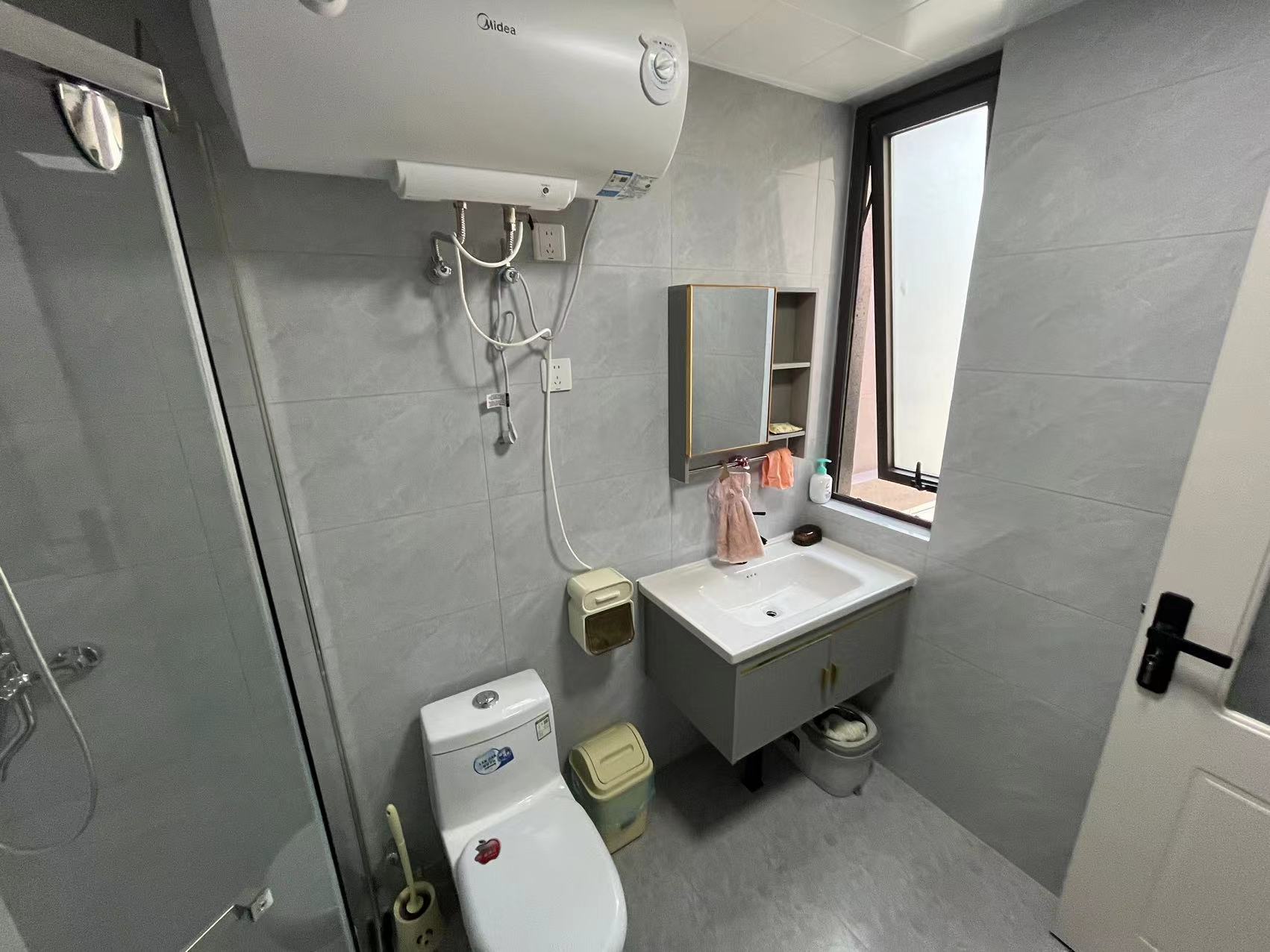 濠江南苑 2室2厅1卫 101m&sup2;