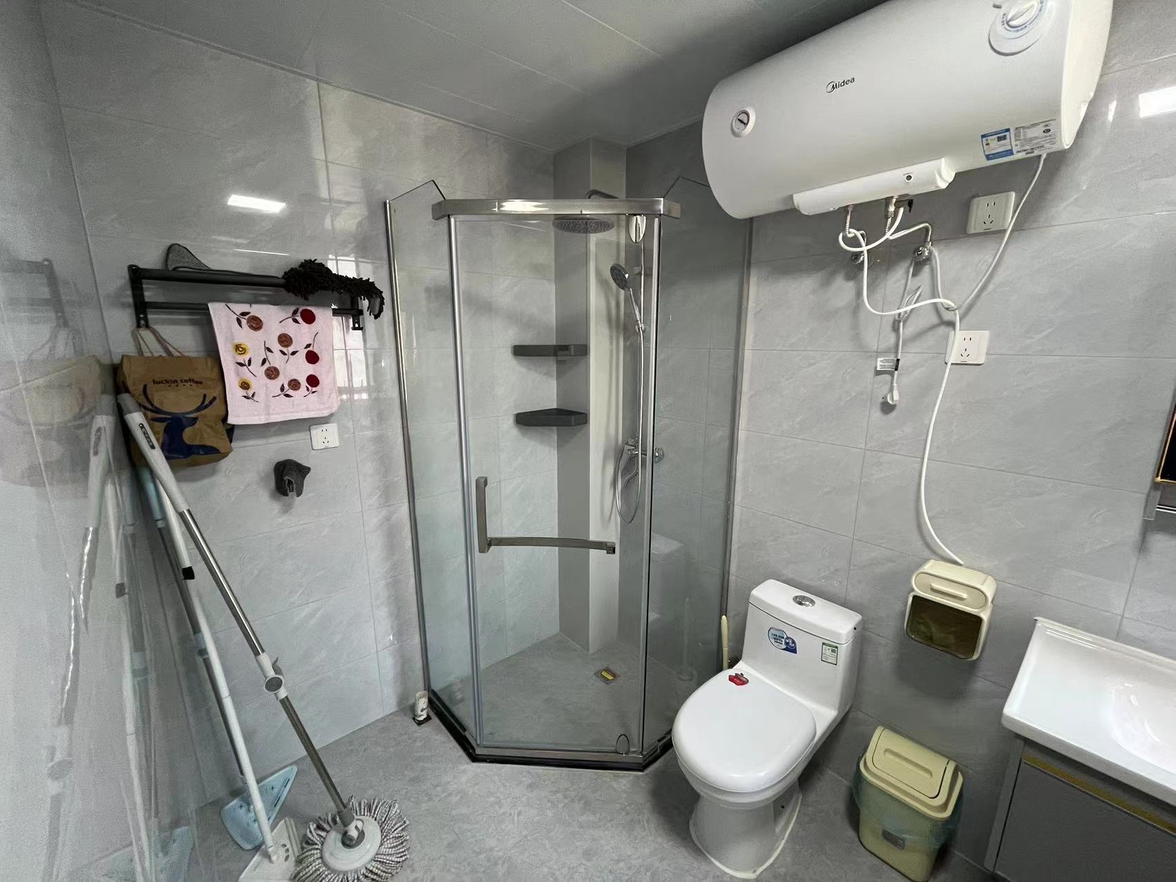 濠江南苑 2室2厅1卫 101m&sup2;