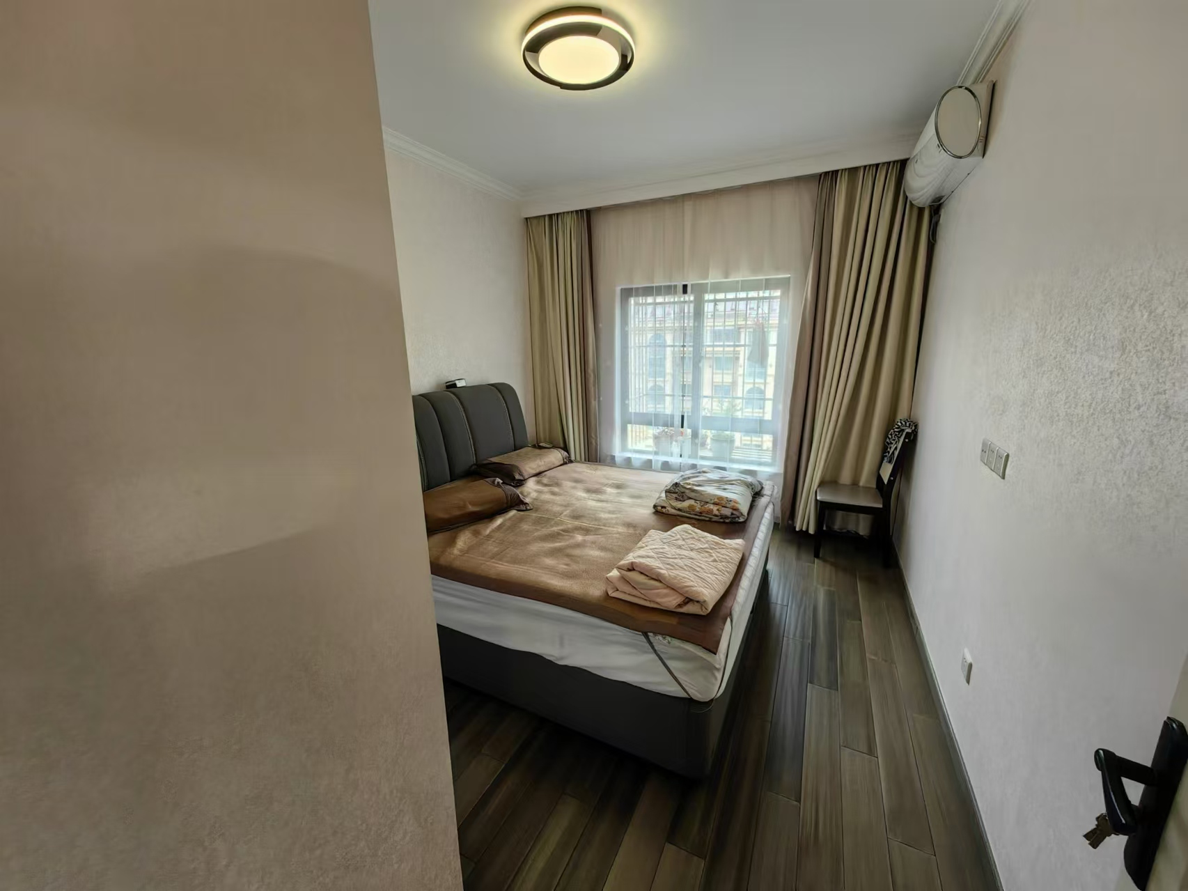 观河华府 2室2厅1卫 102m&sup2;