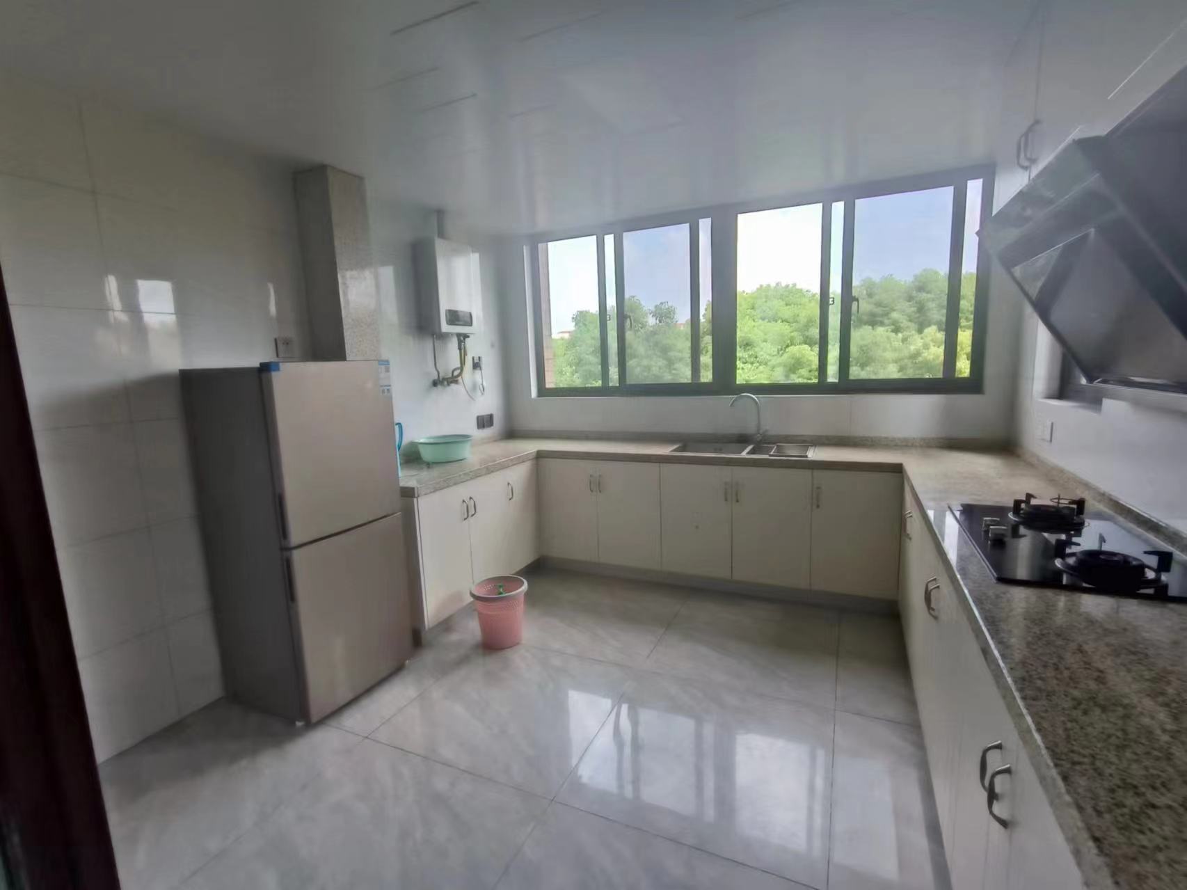 光明嘉苑 2室1厅1卫 94m&sup2;