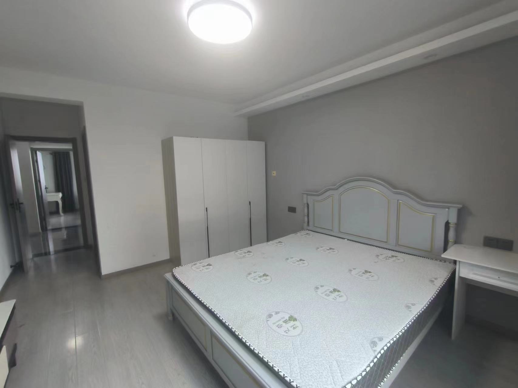 江景苑小区 3室2厅2卫 137.80m&sup2;