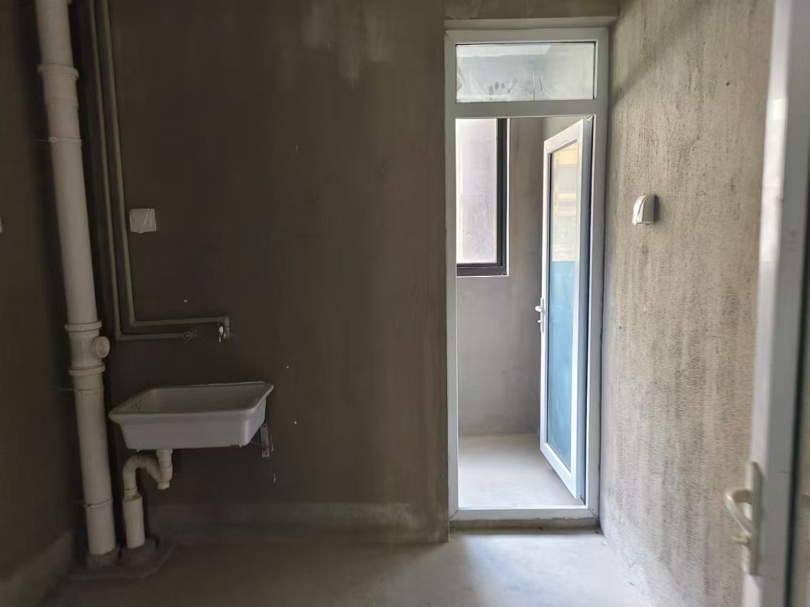 山芝庄新苑 2室1厅1卫 78.85m&sup2;