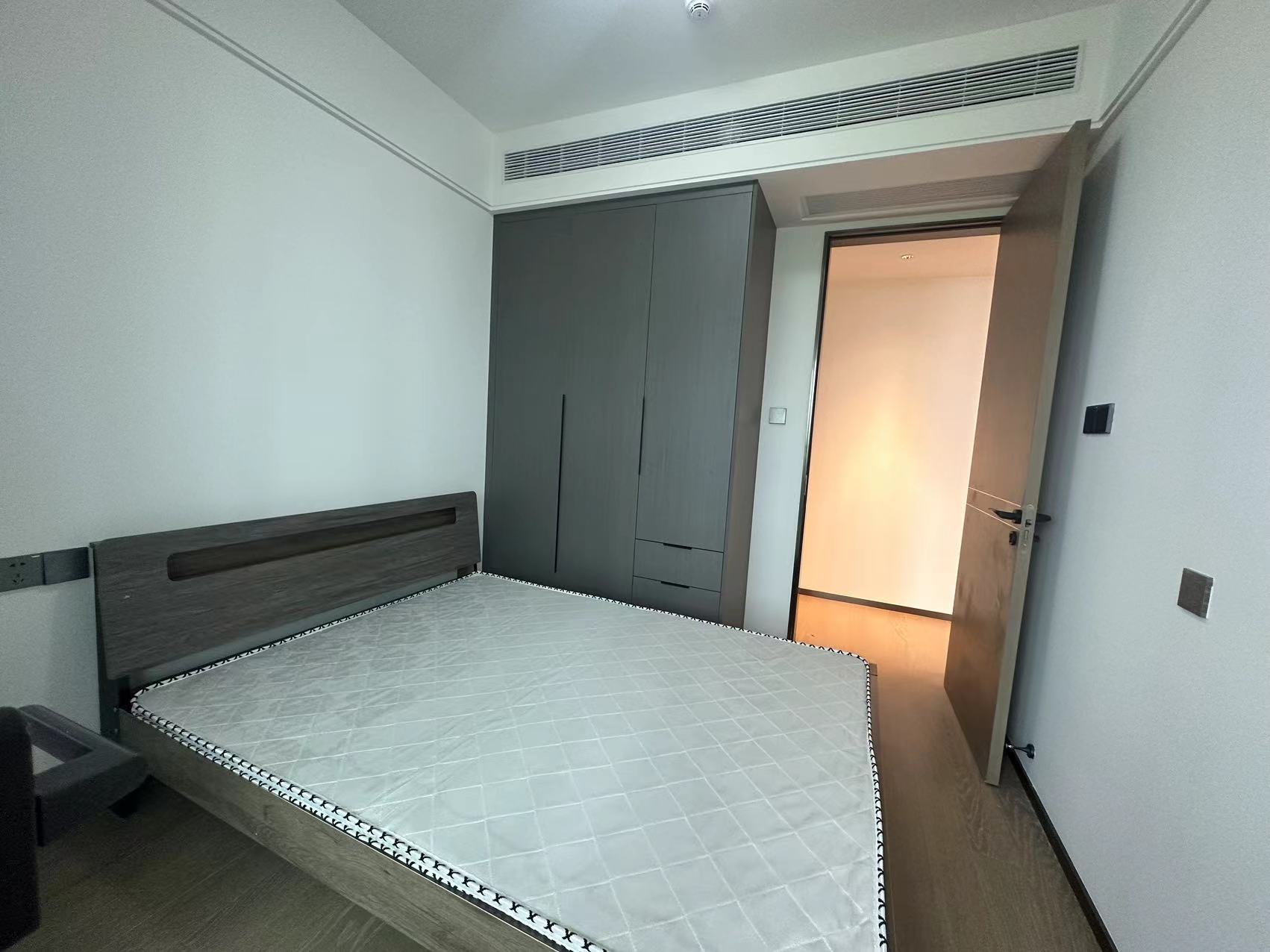 滨江道江园 3室2厅1卫 104m&sup2;