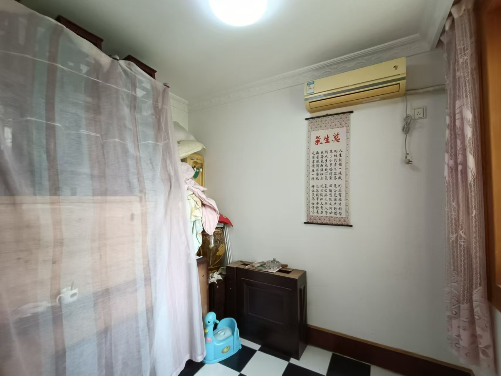 越江新村 3室2厅1卫 81m&sup2;