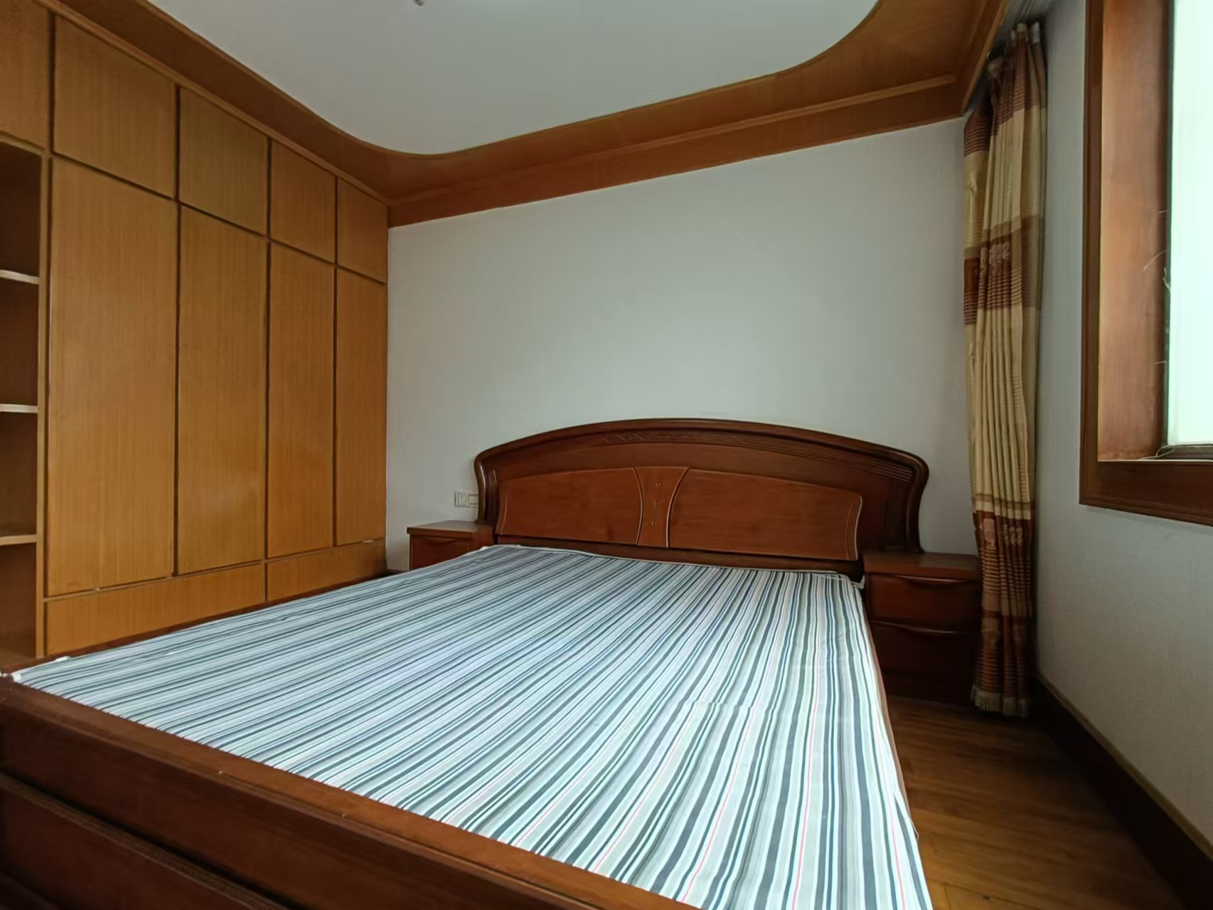 越江新村 3室2厅1卫 81m&sup2;