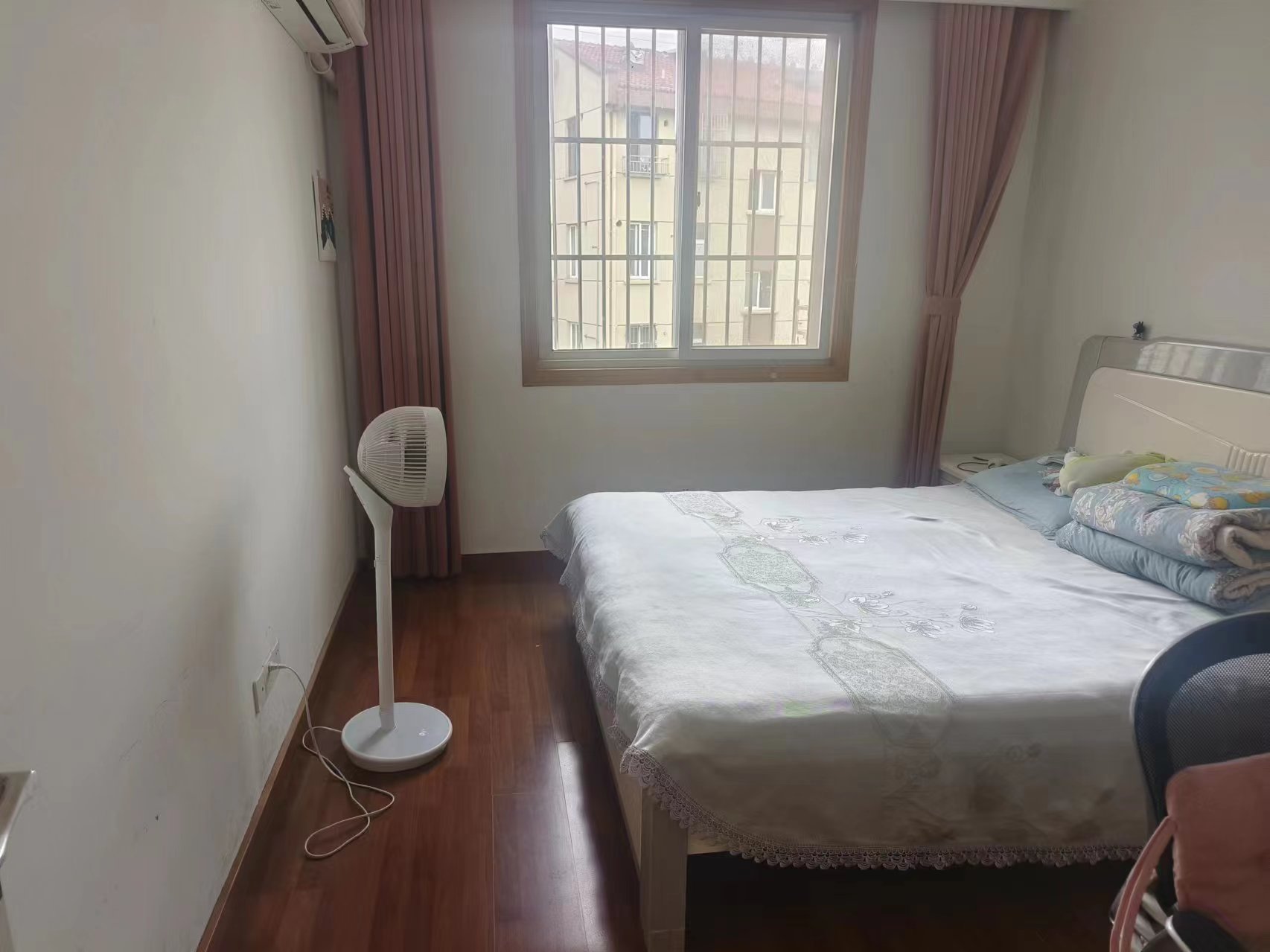 外滩小区 2室1厅1卫 70.00m&sup2;