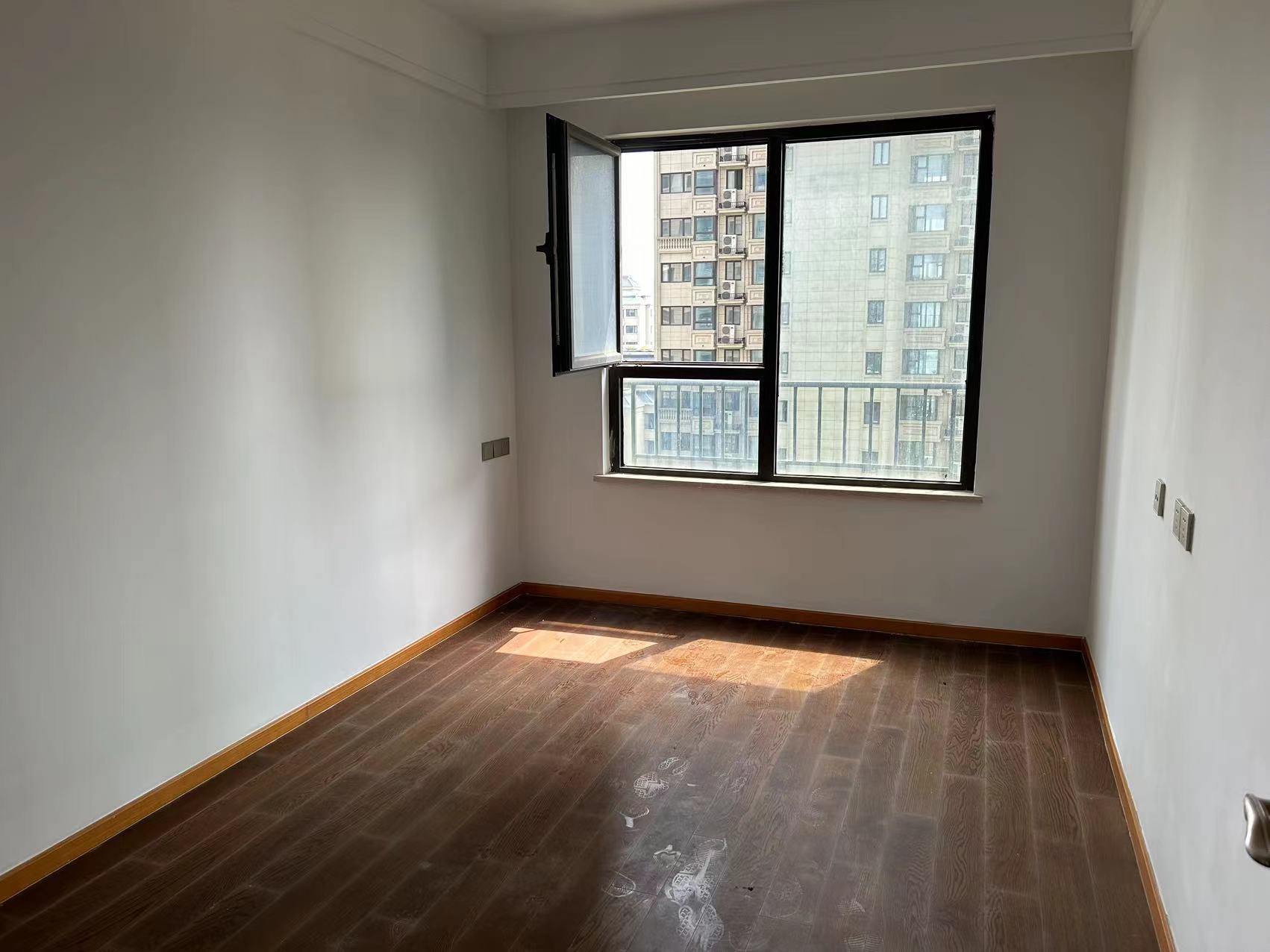 中南熙悦(南通经济技术开发区) 3室2厅2卫 117m&sup2;