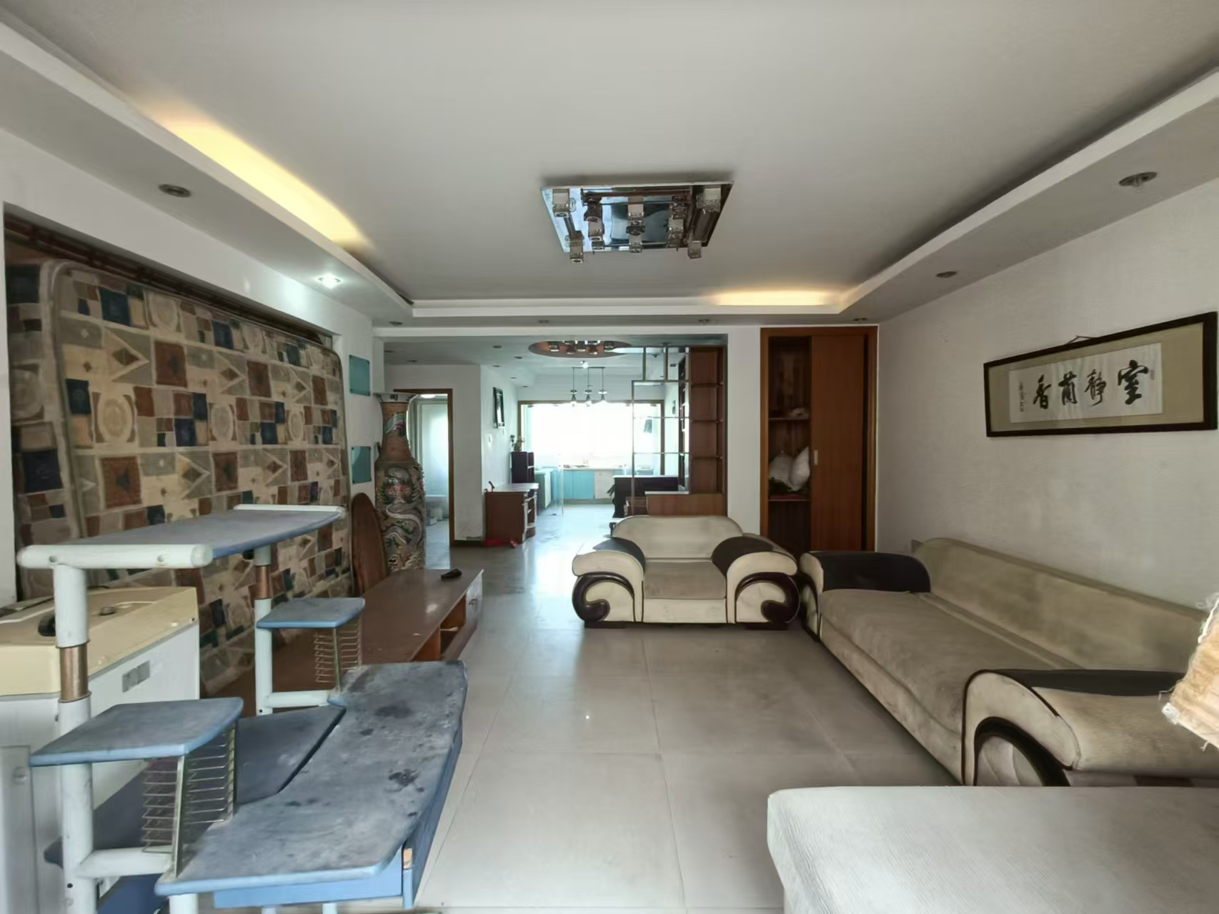 越江新村 4室2厅1卫 142.00m&sup2;