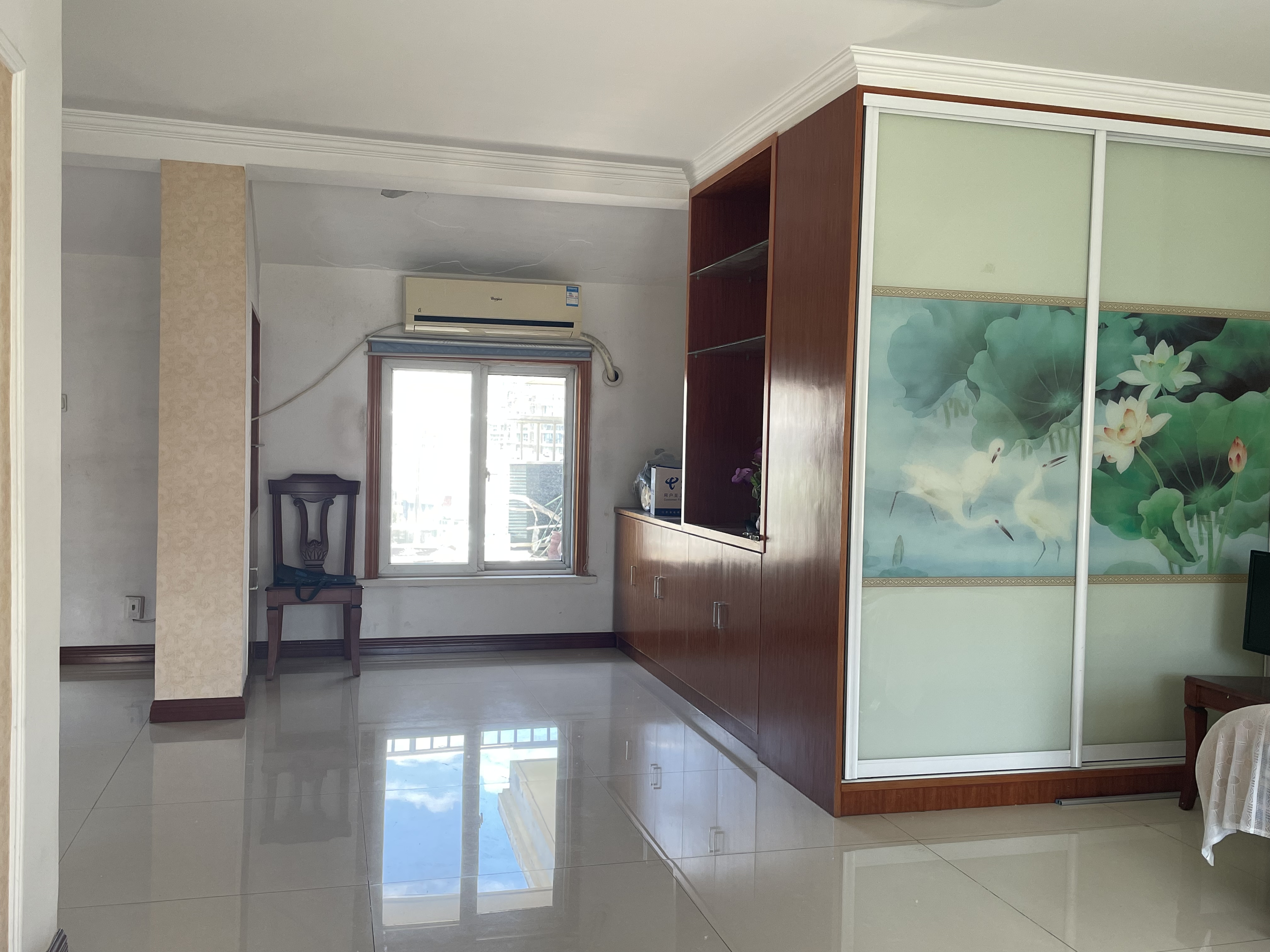 东晖花园 3室3厅2卫 136.00m&sup2;