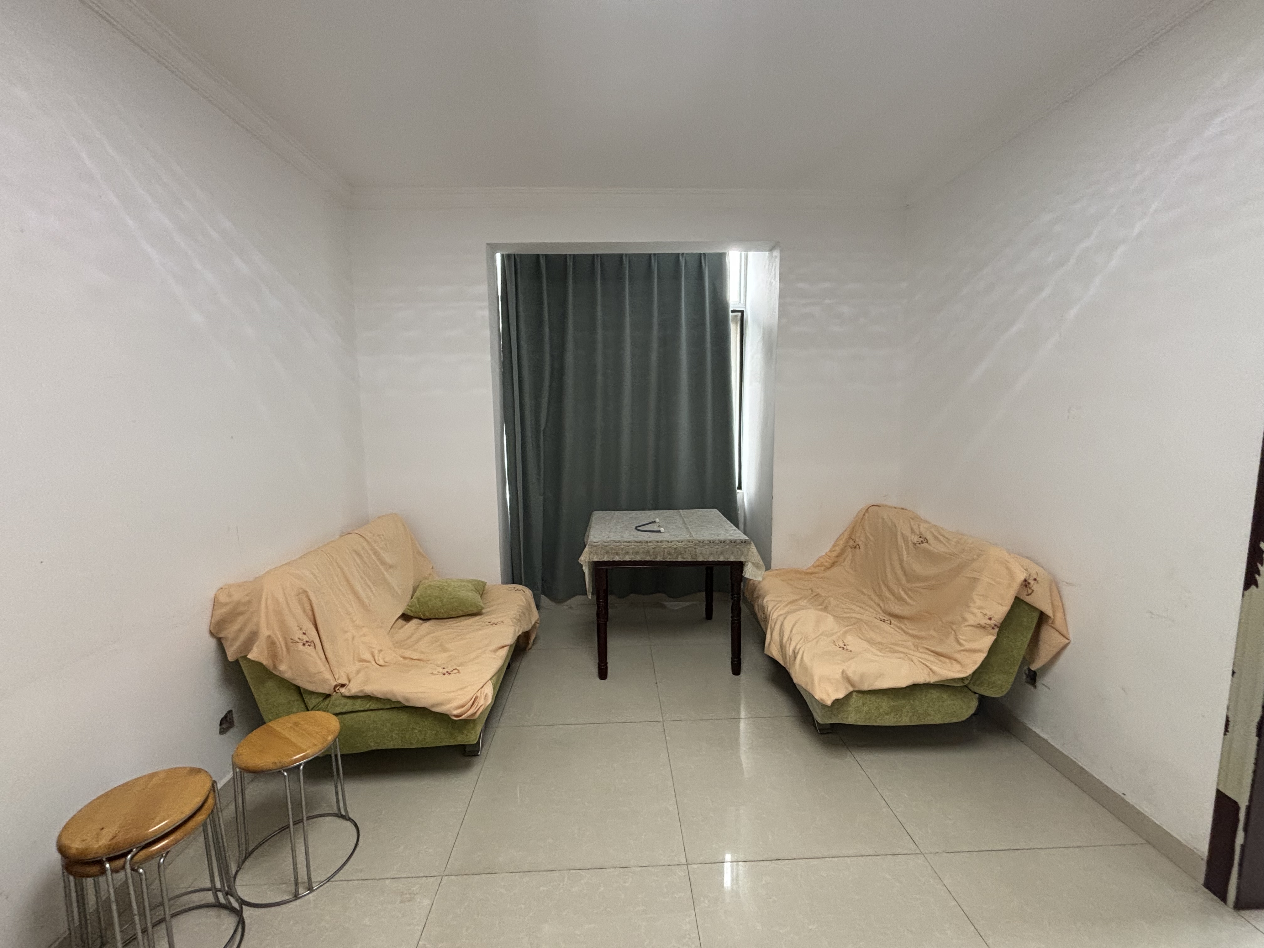 金霞东苑 2室2厅1卫 75m&sup2;