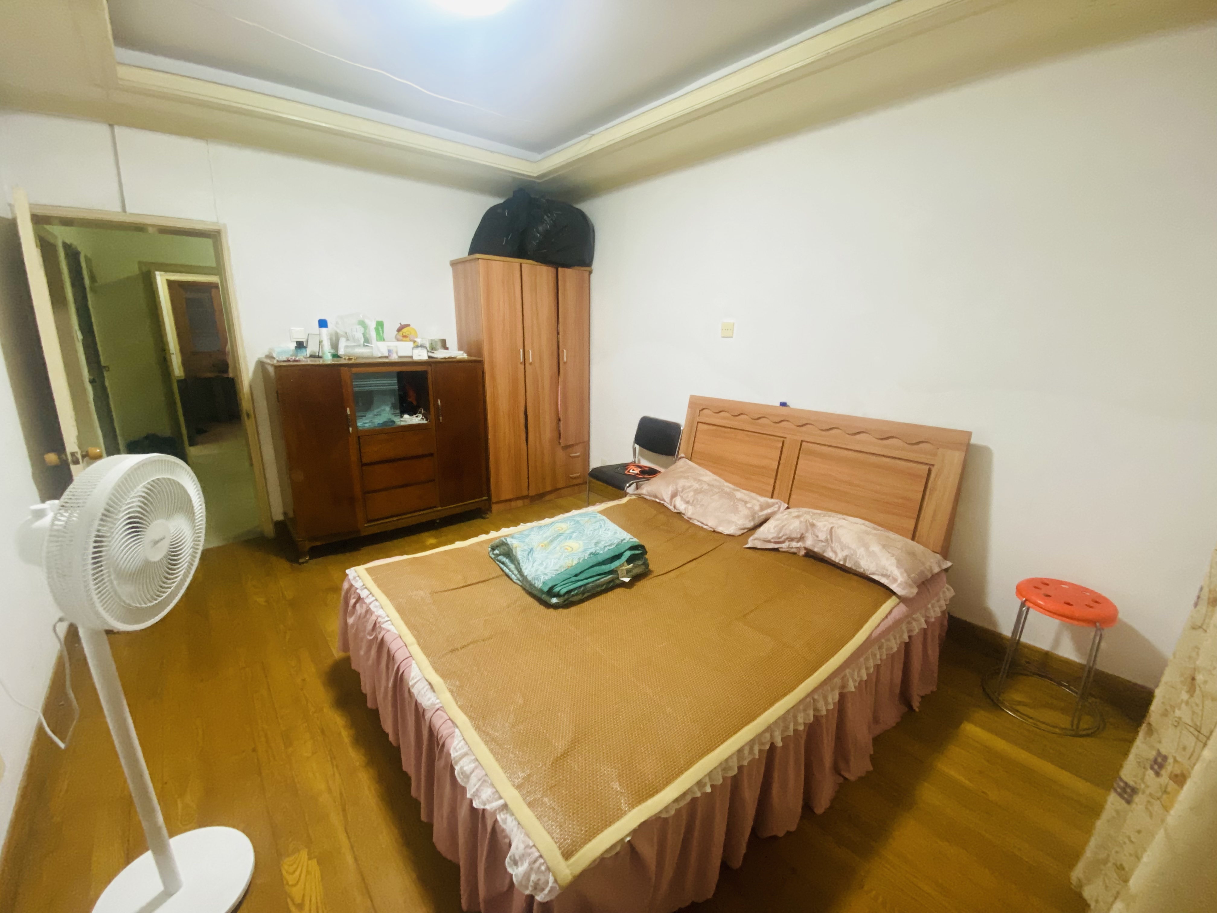 光明东村三期 1室1厅1卫 49.75m&sup2;