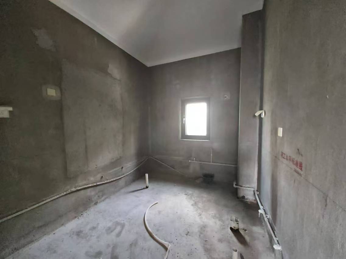 优山美地花园南区 4室3厅4卫 333m&sup2;
