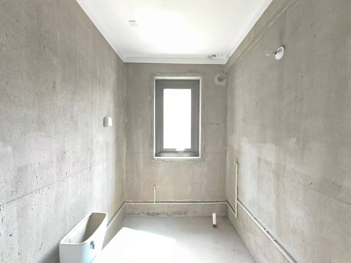 优山美地花园南区 4室3厅4卫 333m&sup2;