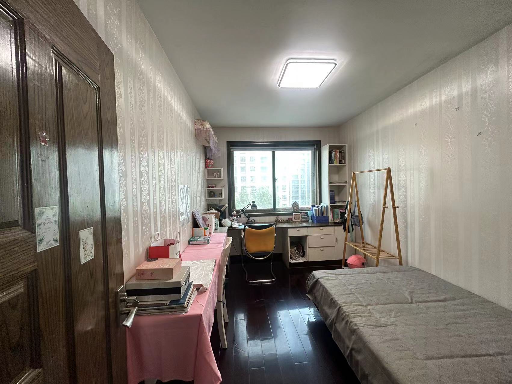 都市华城 3室2厅1卫 125.83m&sup2;