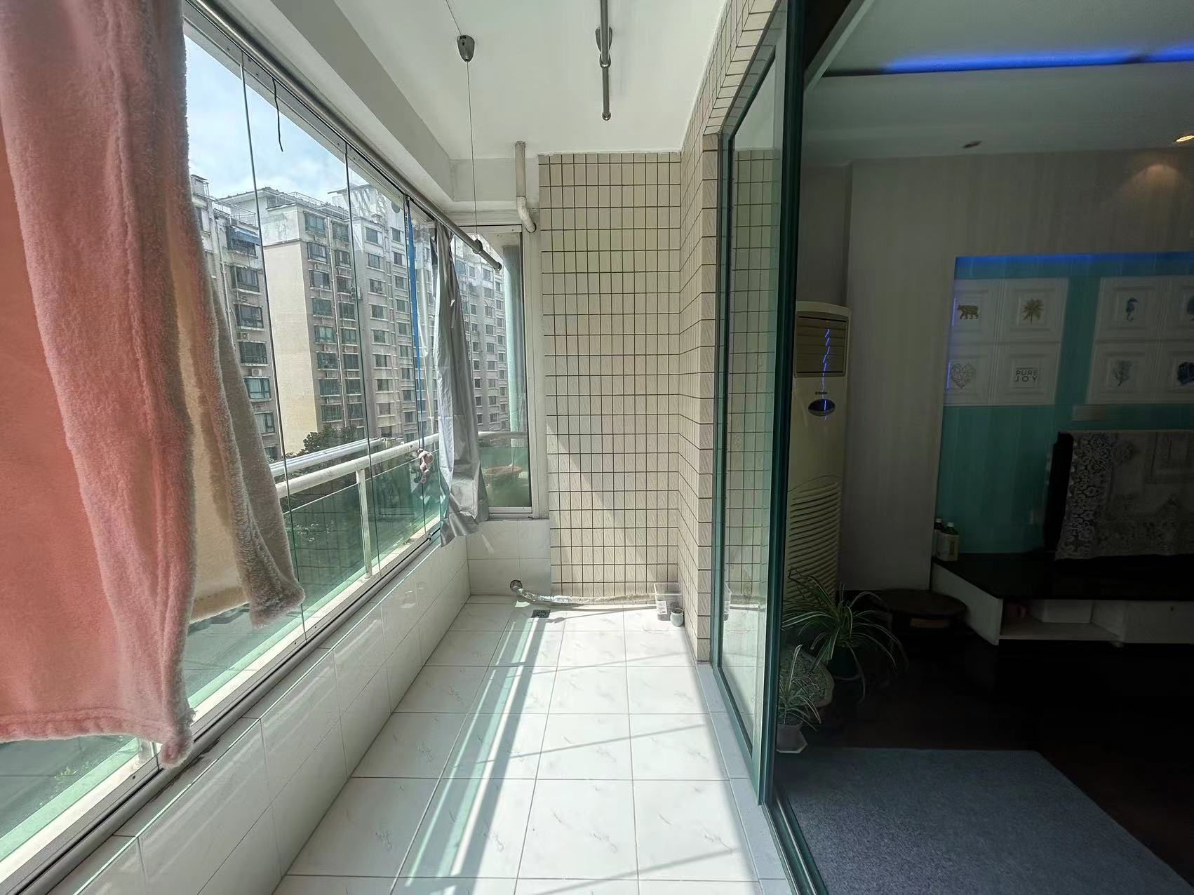 都市华城 3室2厅1卫 125.83m&sup2;