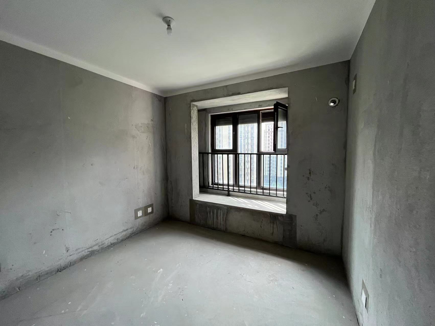 观澜台 3室2厅2卫 120m&sup2;