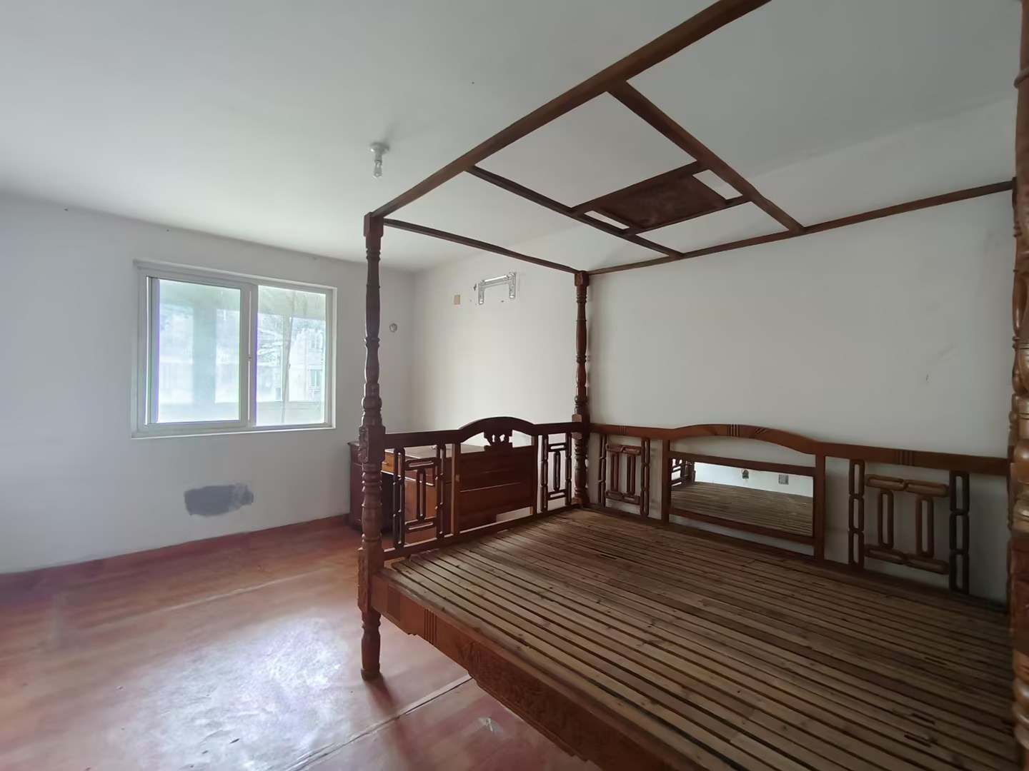 怡园新邸 2室2厅1卫 95m&sup2;