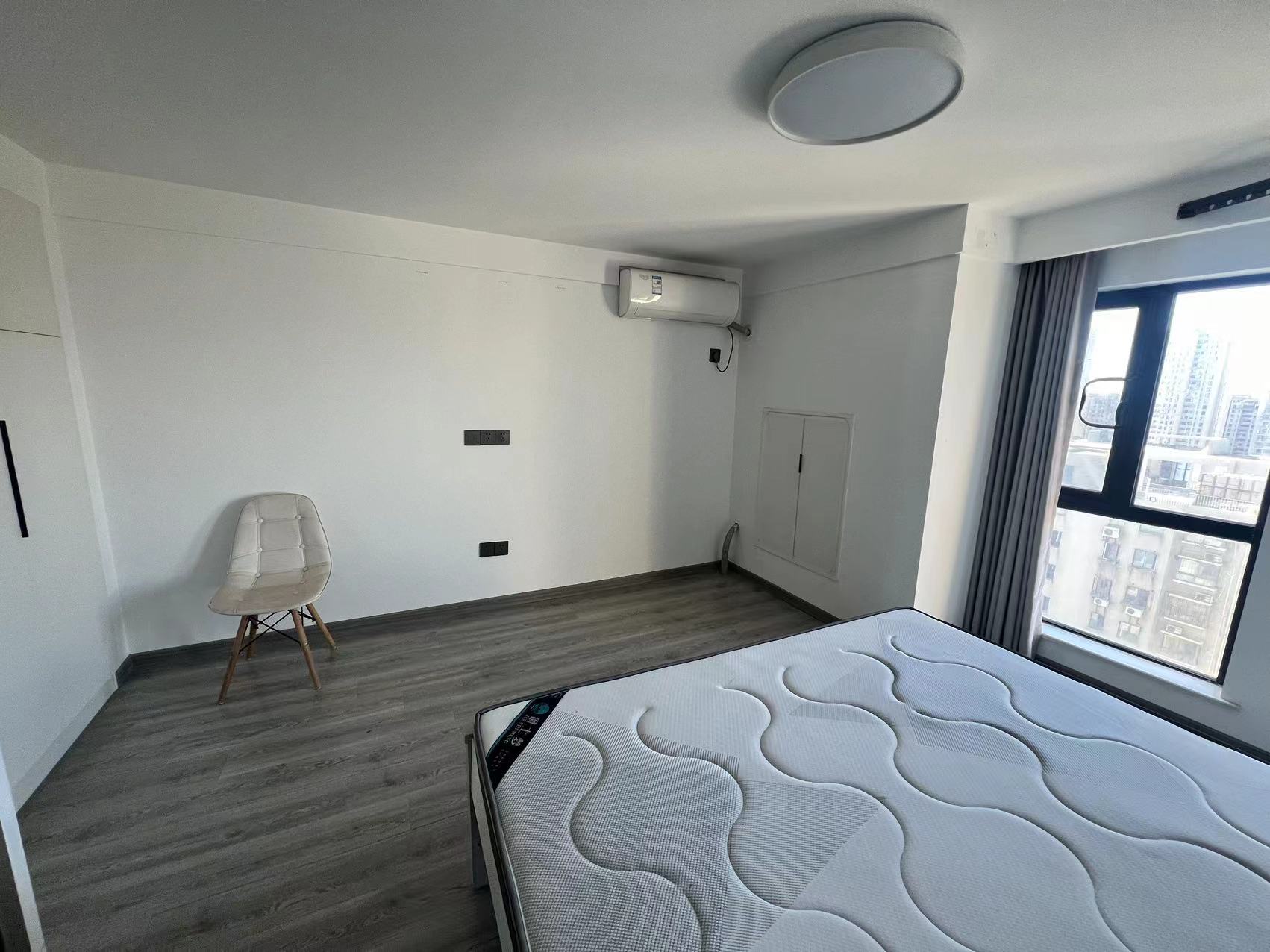 东景国际 2室1厅1卫 65m&sup2;
