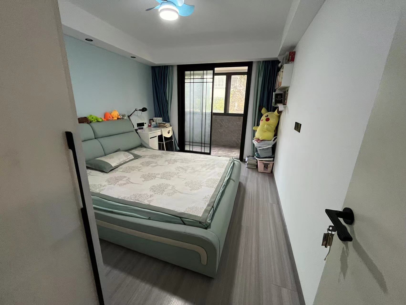 城南绿苑 4室2厅2卫 165m&sup2;