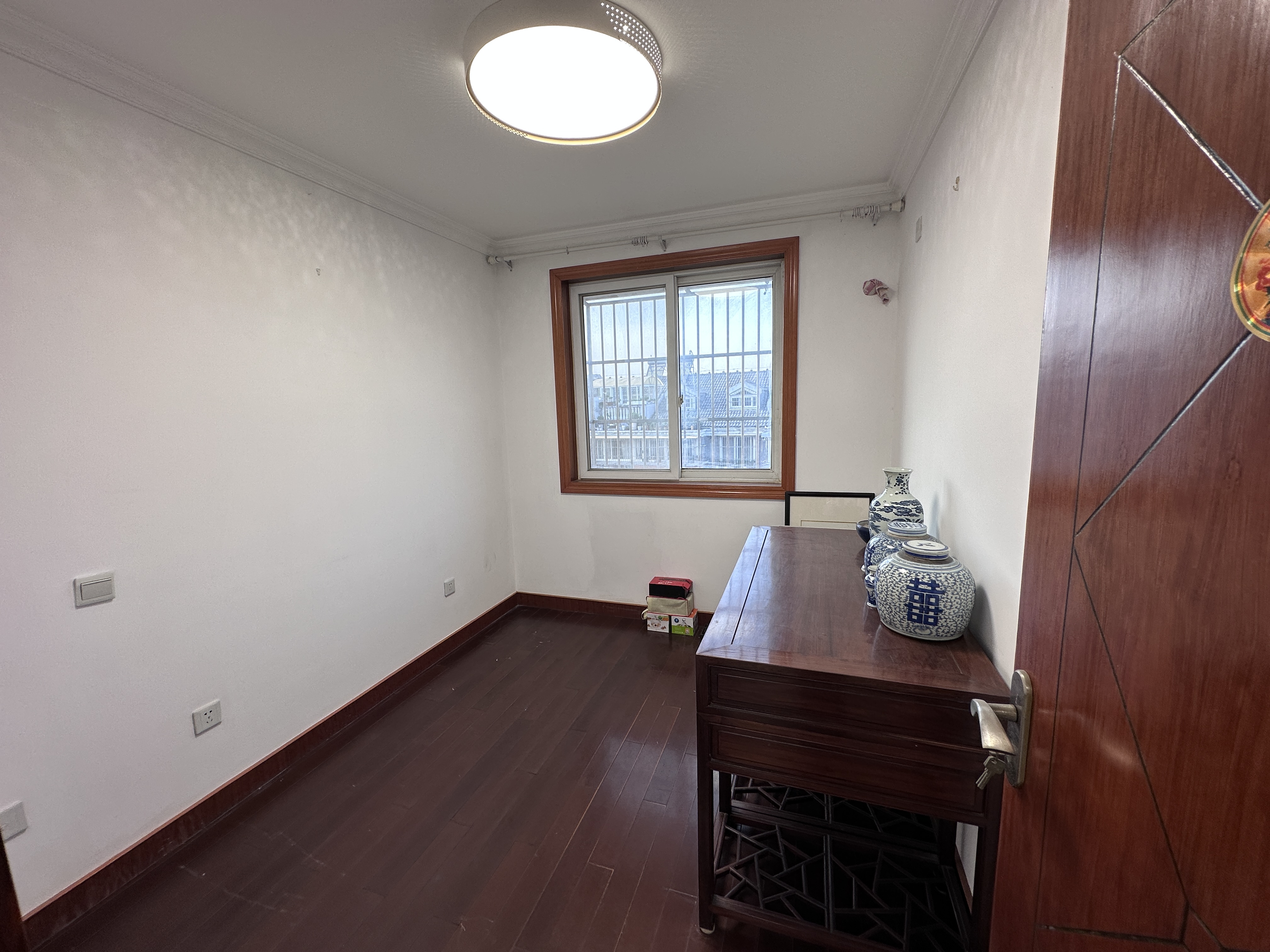 怡园北村南区 3室2厅1卫 125m&sup2;