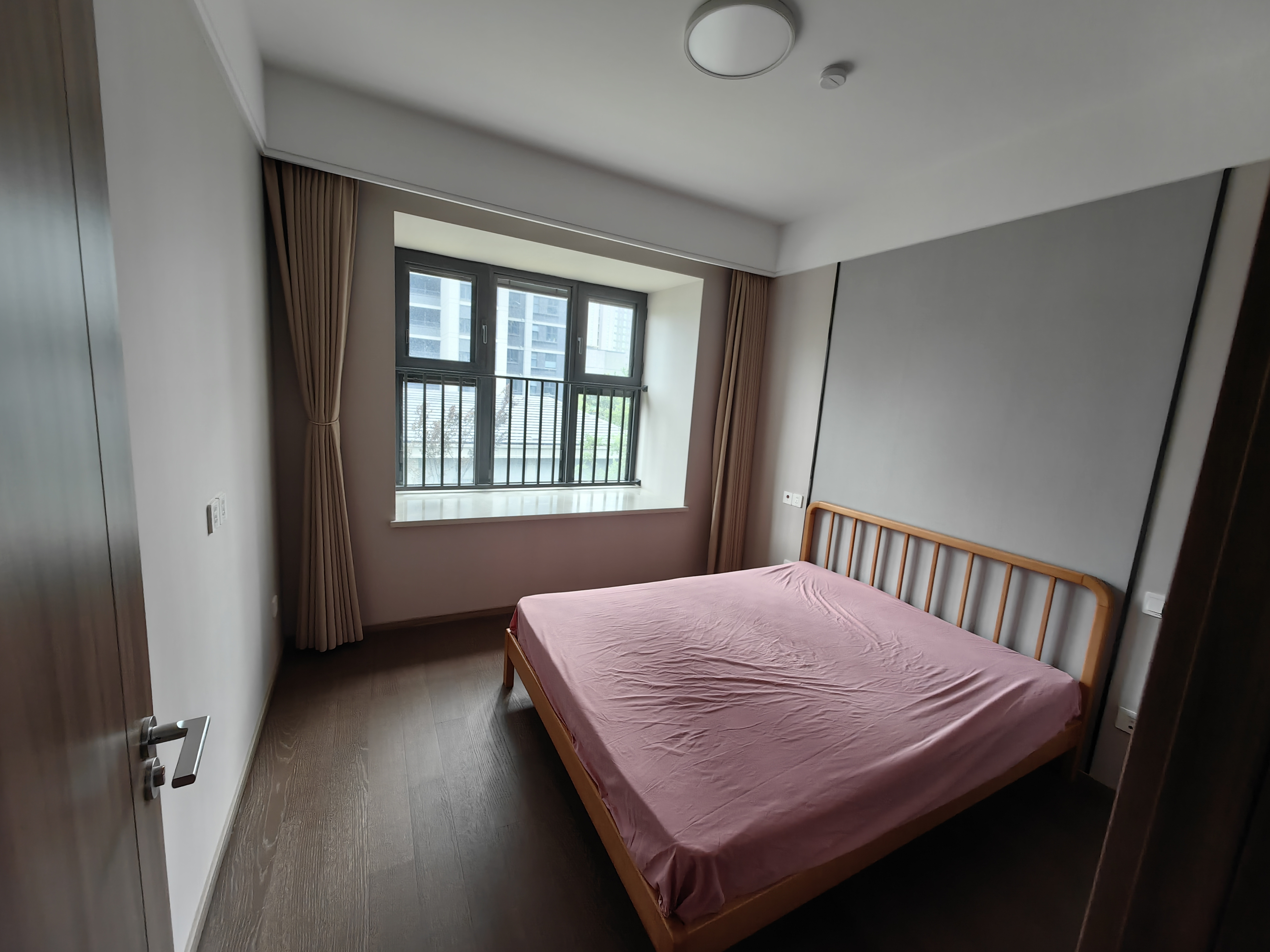 融创时代中心 3室2厅1卫 95m&sup2;