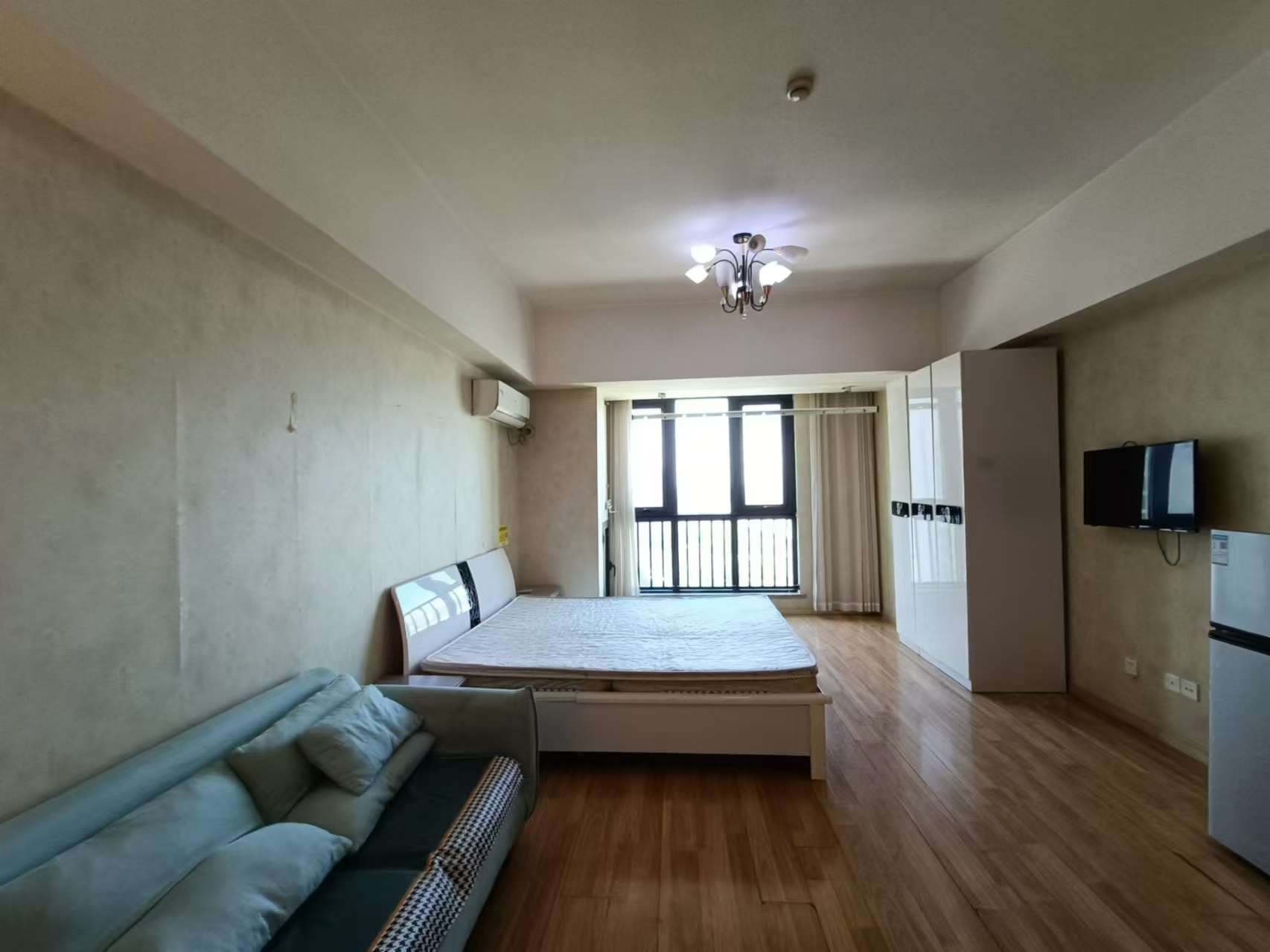 南通万达广场 1室1厅1卫 53.00m²