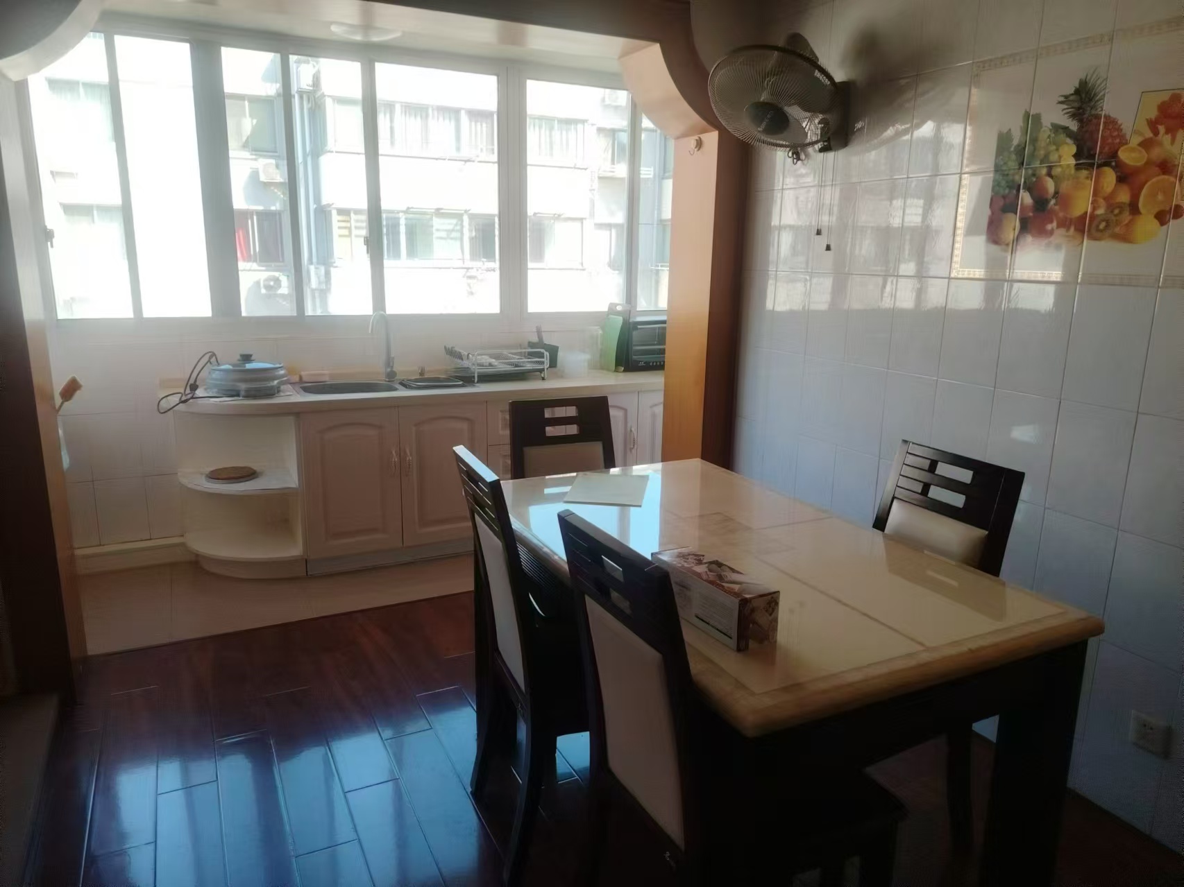 郭里园 3室2厅1卫 139.2m&sup2;