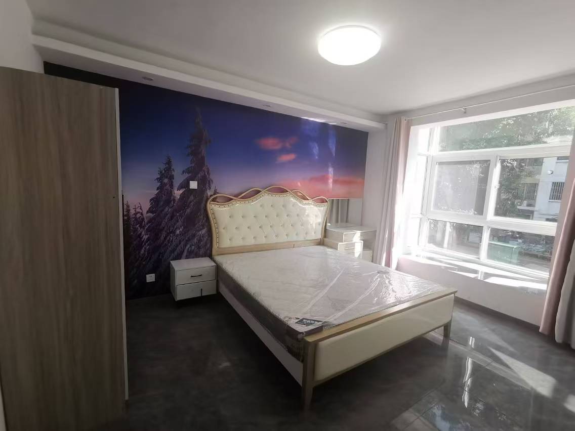 源兴花苑南区 3室2厅1卫 105m&sup2;