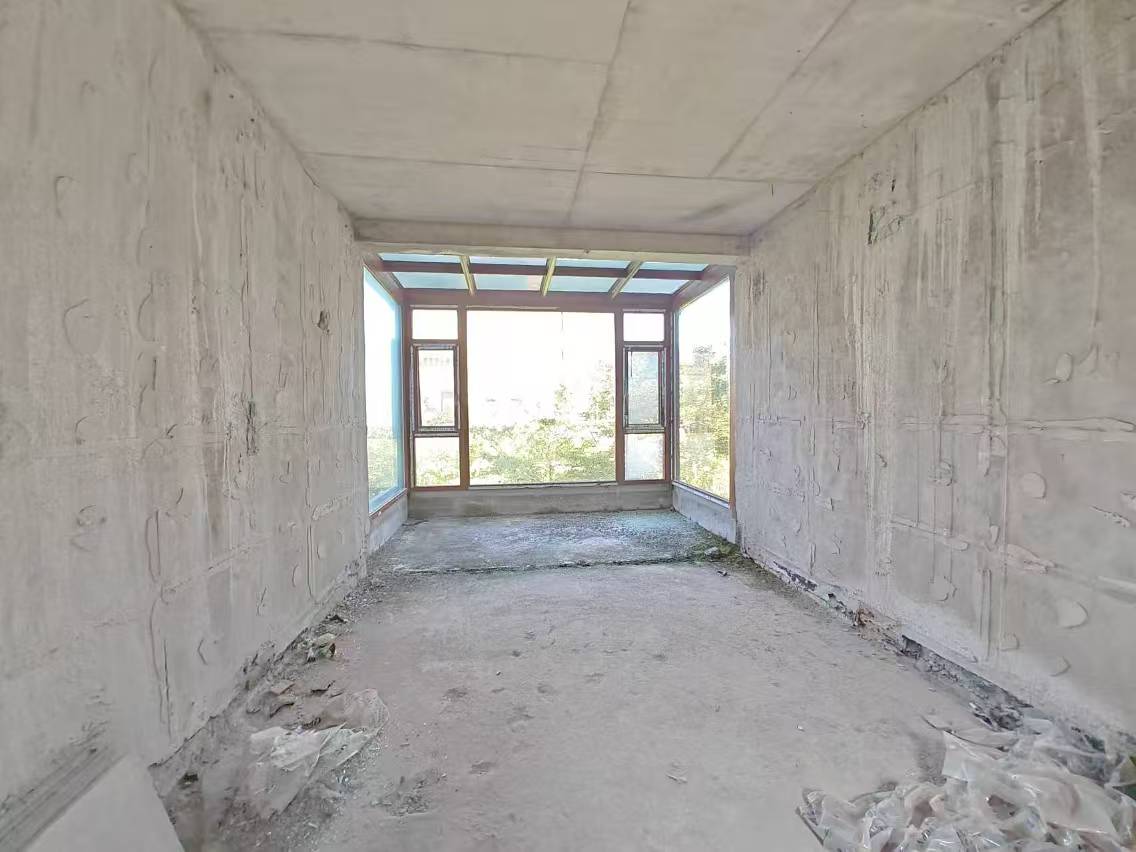 顺发御园 4室2厅3卫 370.83m&sup2;