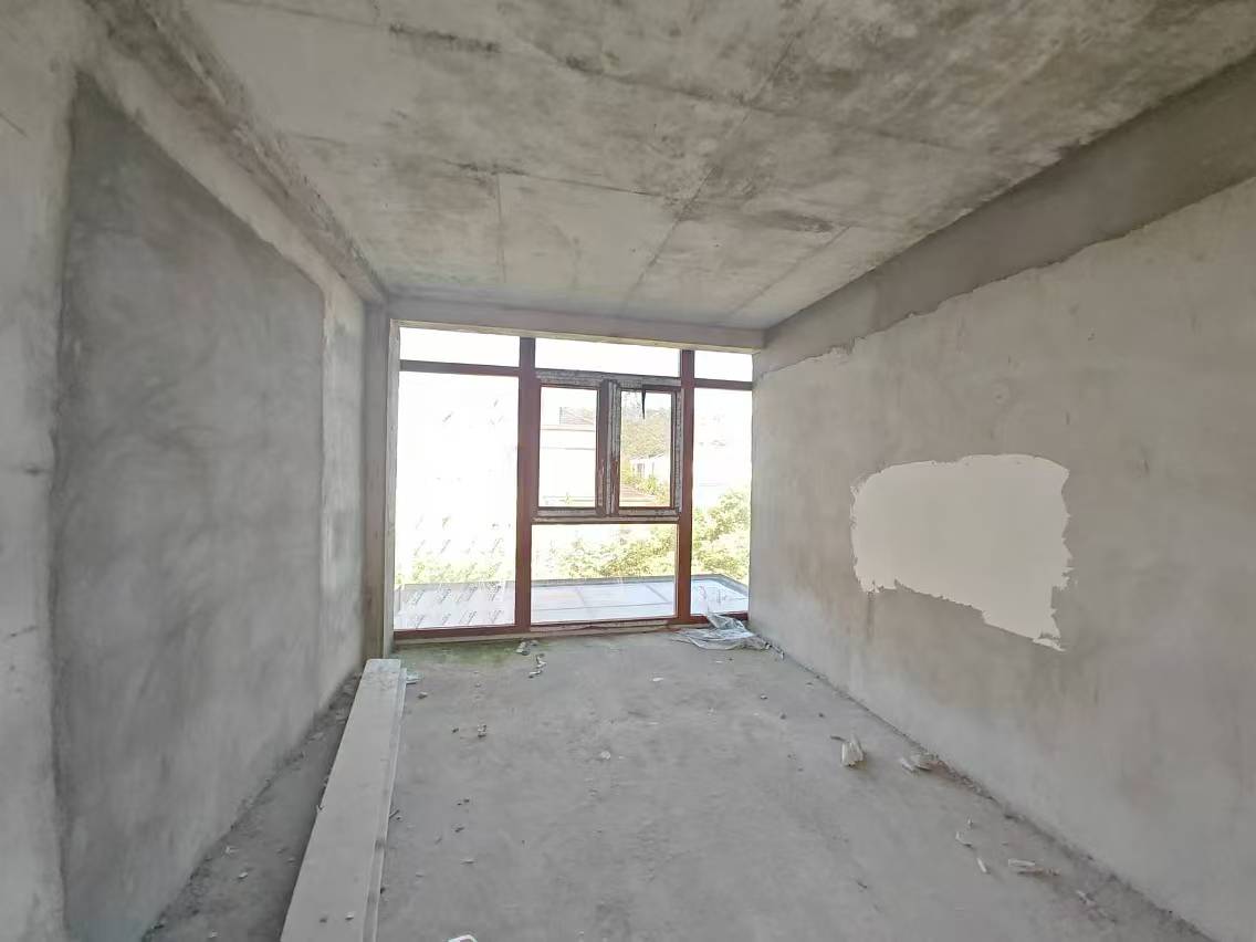 顺发御园 4室2厅3卫 370.83m&sup2;