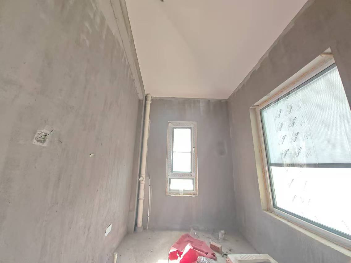 顺发御园 4室2厅3卫 370.83m&sup2;