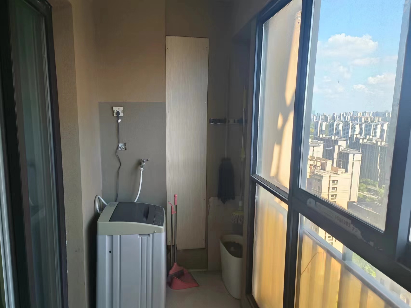 中海碧林湾 3室2厅1卫 95.24m&sup2;