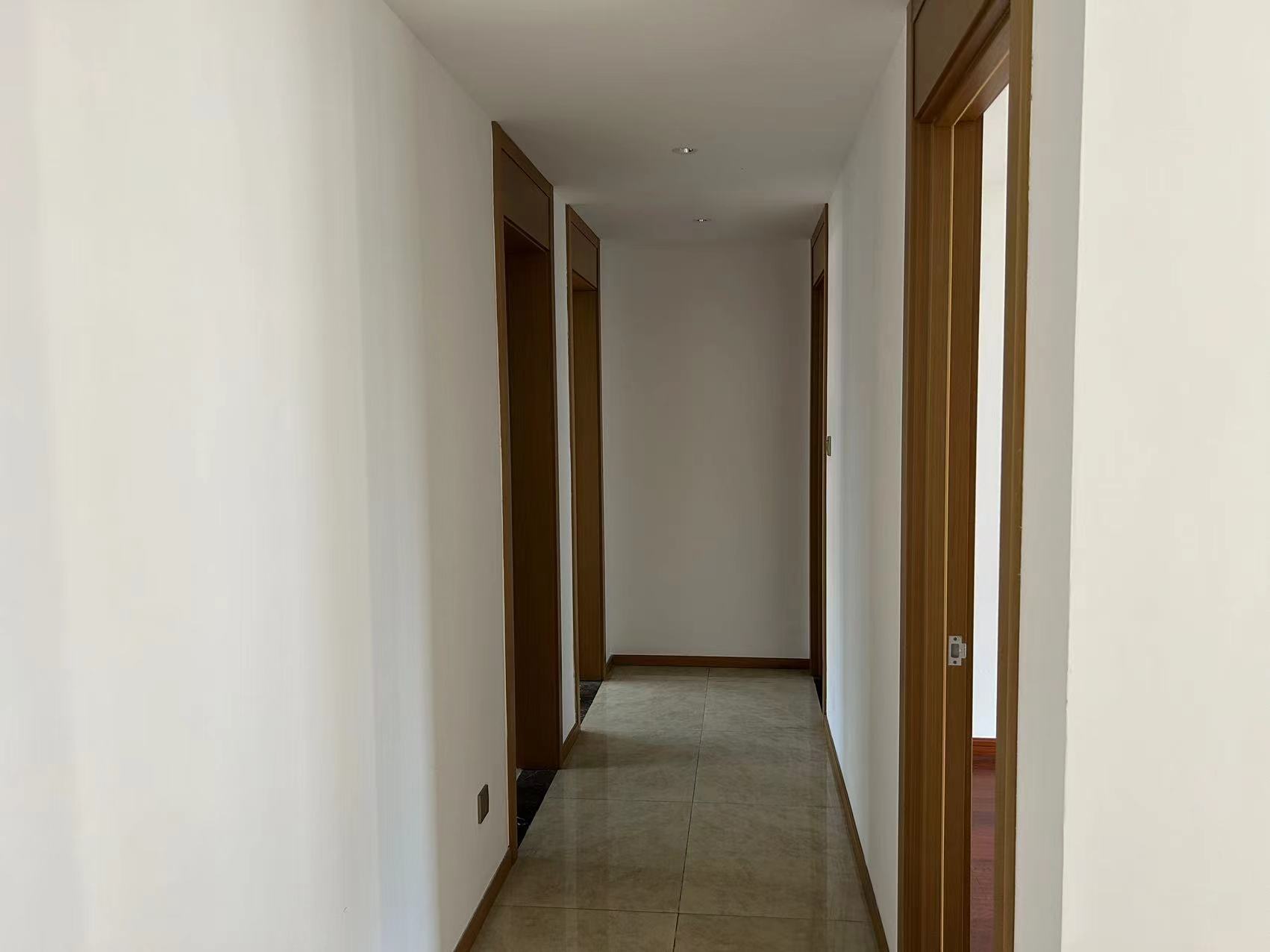 林肯公园 3室2厅2卫 124m&sup2;