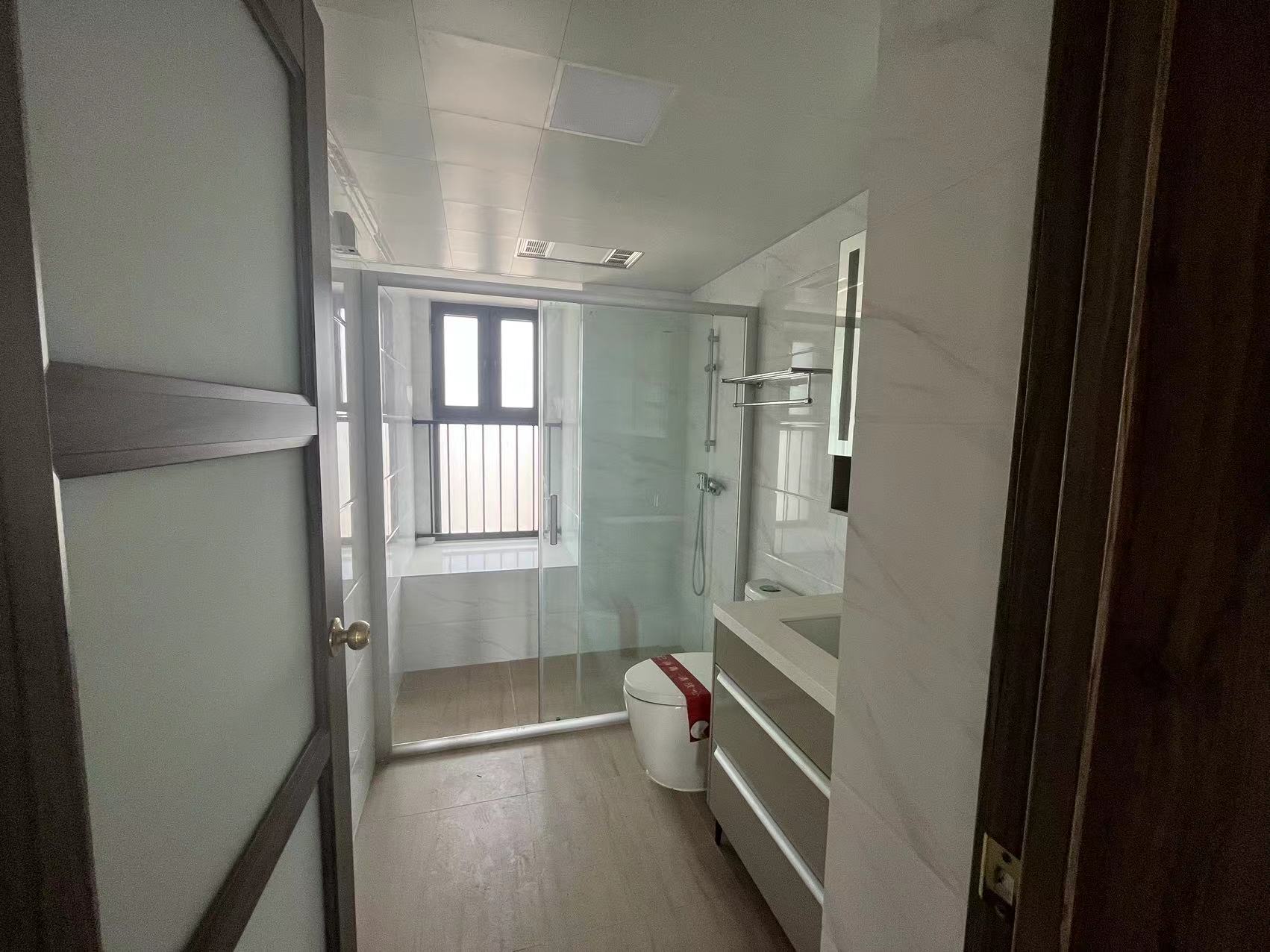 碧桂园时代悦城 3室2厅2卫 142.00m&sup2;