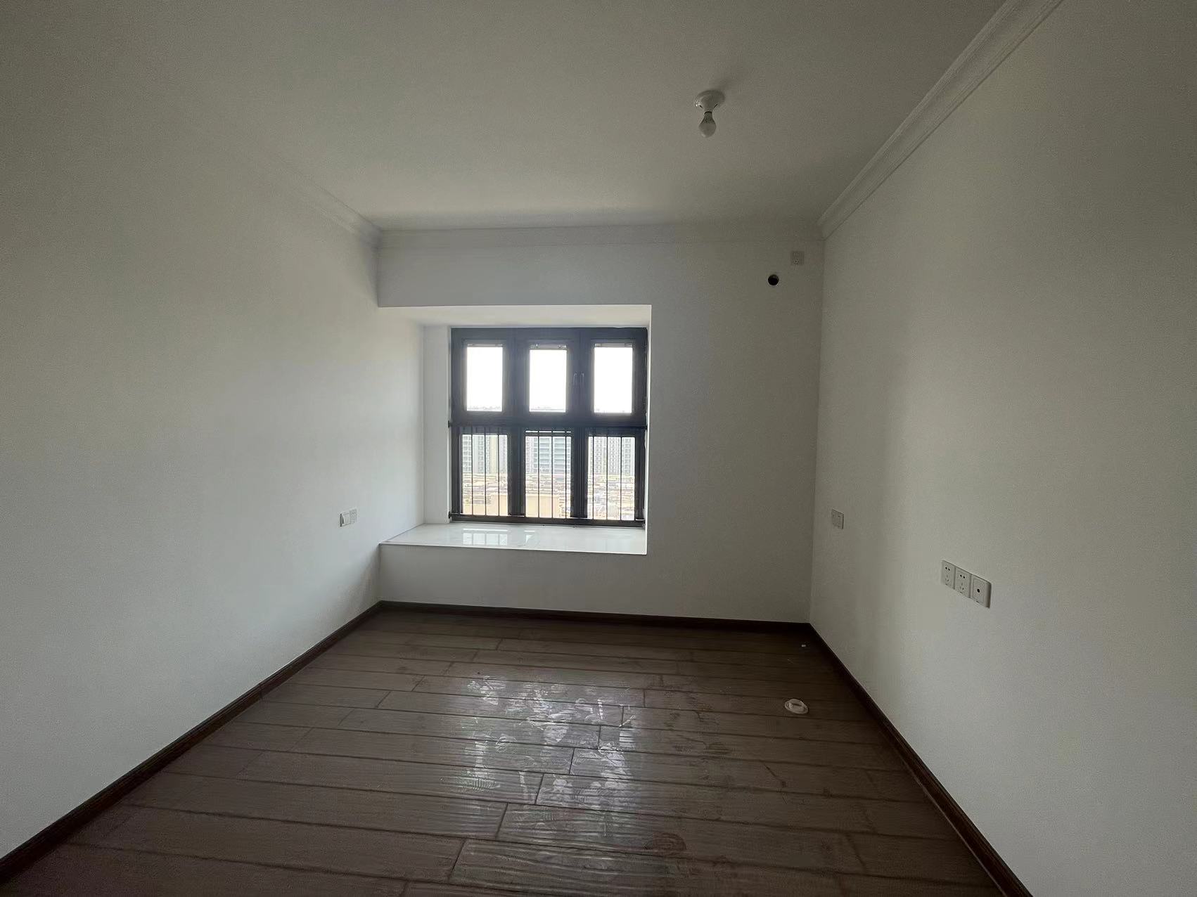 碧桂园时代悦城 3室2厅2卫 142.00m&sup2;